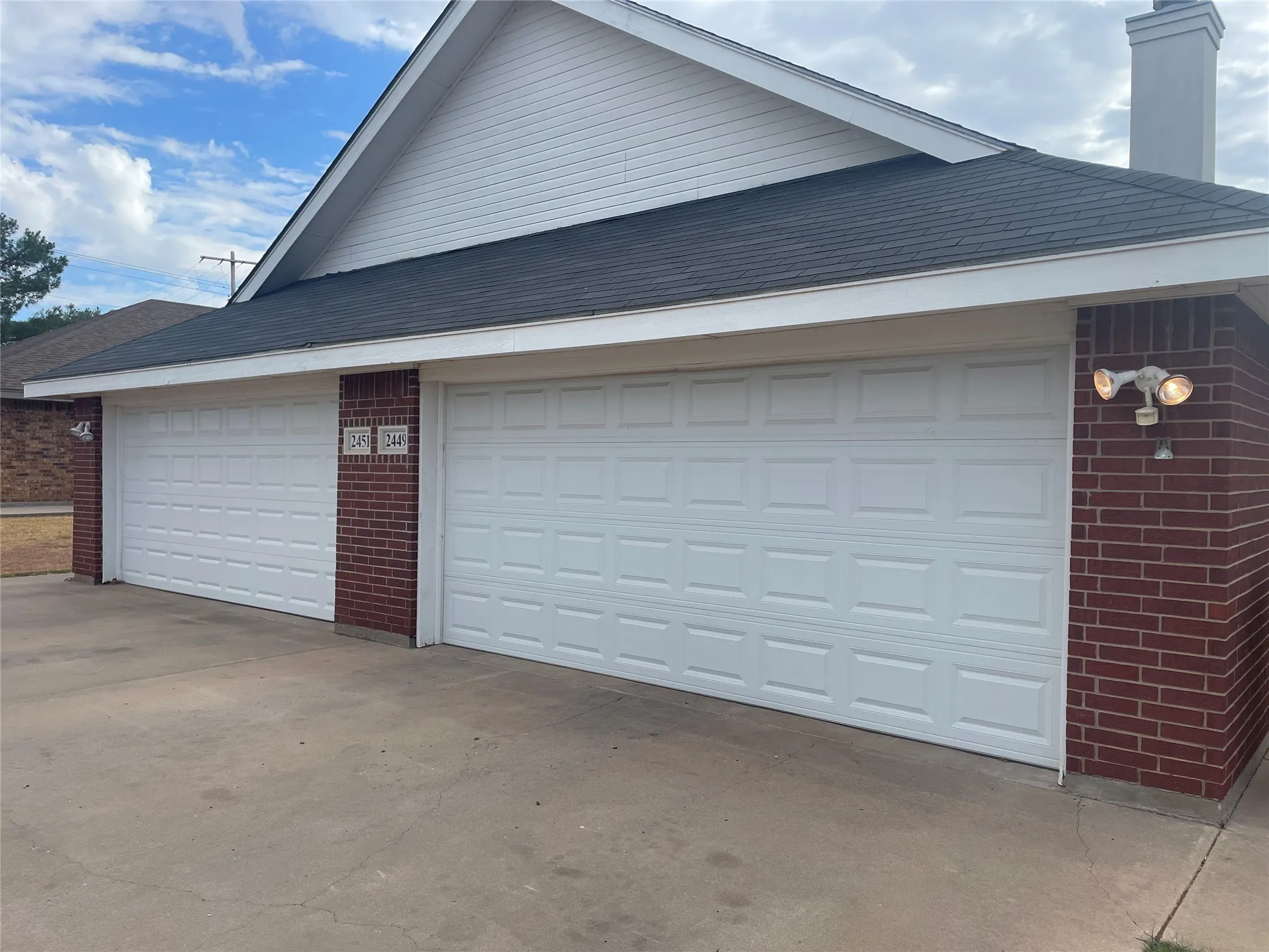 Single Family Residence For Rent in Taylor County , 2449 Patriot Commons Road, Abilene, Texas 79601, 3 Bedroom, 2 Bathroom, 2 Garage spaces, 1,342 Sqft, built in 2003, mls#21359913, Real Estate Agent in Abilene, Homes For Rent in Taylor county, Homes For Rent in Abilene, Realtor in Abilene Texas, Real Estate Brokerage Independent Realty Texas, Luminita Cordes Realtor
