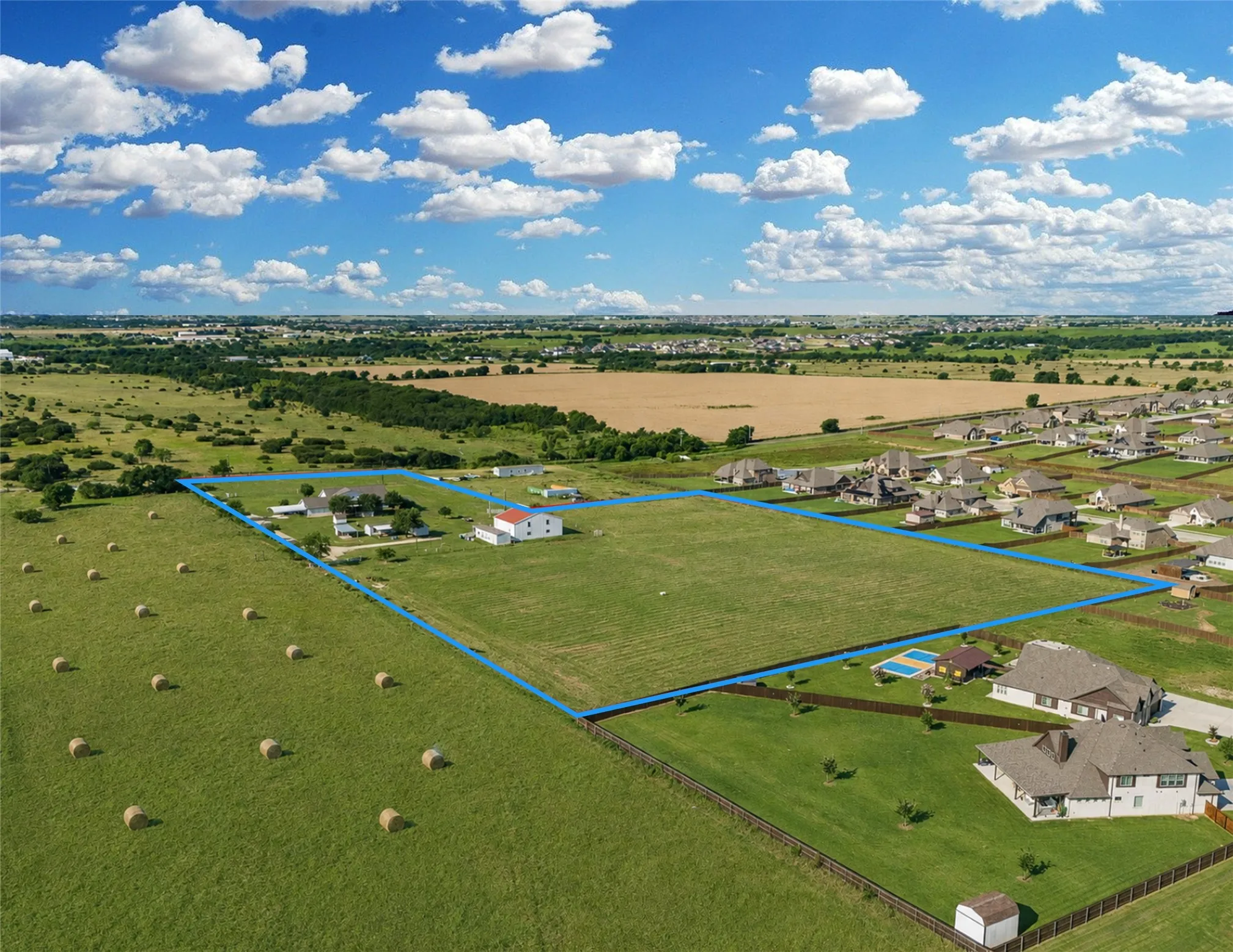 Farm For Sale in Johnson County , 7932 County Road 913, Godley, Texas 76044, 5 Bedroom, 5 Bathroom, 4 Garage spaces, 3,428 Sqft, built in 1998, Price $799,000, mls#21358034, Real Estate Agent in Godley, Homes For Sale in Johnson county, Homes For Sale in Godley, Realtor in Godley Texas, Real Estate Brokerage Independent Realty Texas, Luminita Cordes Realtor