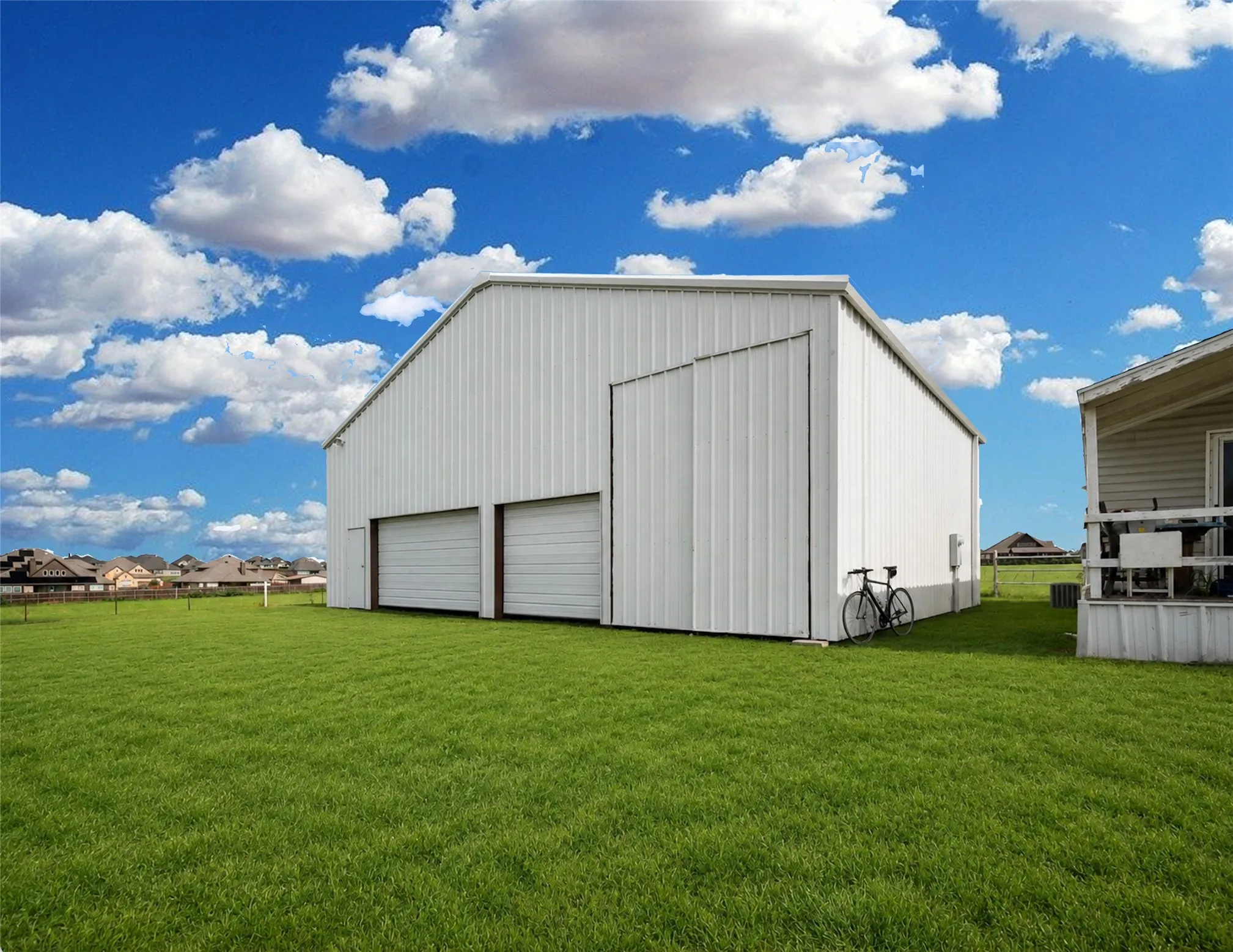 Farm For Sale in Johnson County , 7932 County Road 913, Godley, Texas 76044, 5 Bedroom, 5 Bathroom, 4 Garage spaces, 3,428 Sqft, built in 1998, Price $799,000, mls#21358034, Real Estate Agent in Godley, Homes For Sale in Johnson county, Homes For Sale in Godley, Realtor in Godley Texas, Real Estate Brokerage Independent Realty Texas, Luminita Cordes Realtor