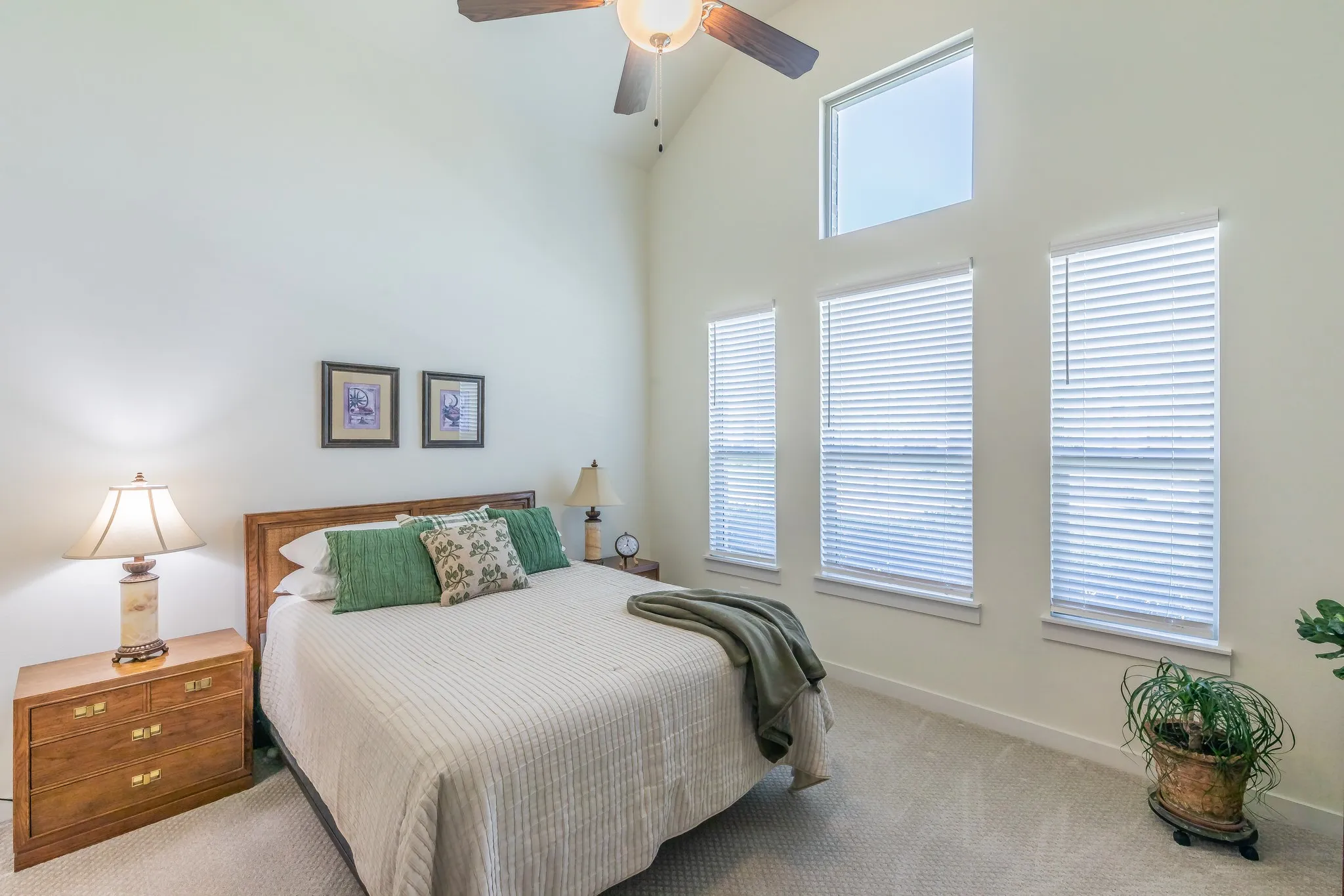 Townhouse For Sale in Dallas County , 1634 Dewberry Lane, Garland, Texas 75042, 2 Bedroom, 2 Bathroom, 2 Garage spaces, 1,375 Sqft, built in 2020, mls#21359675, Real Estate Agent in Garland, Homes For Sale in Dallas county, Homes For Sale in Garland, Realtor in Garland Texas, Real Estate Brokerage Independent Realty Texas, Luminita Cordes Realtor