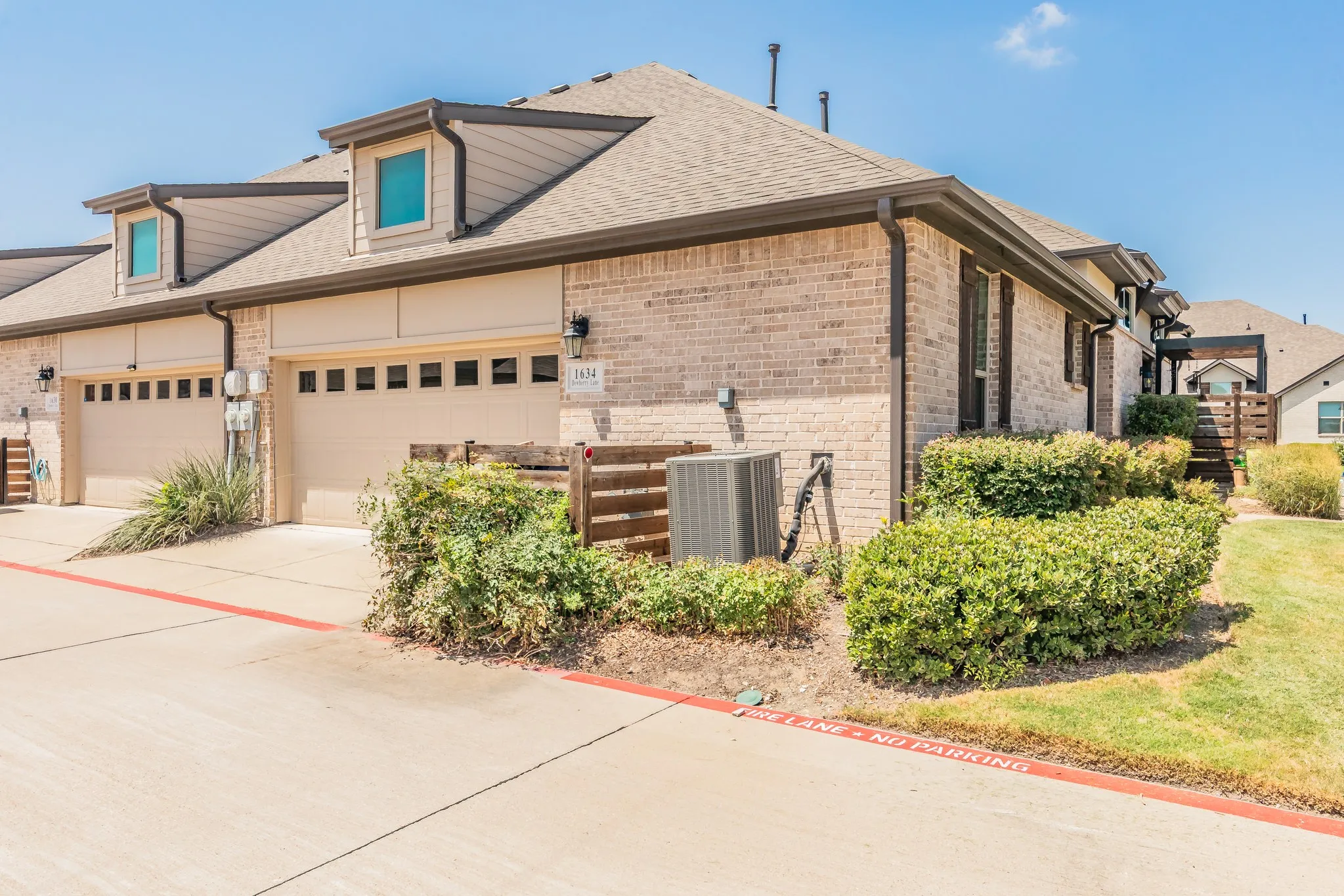 Townhouse For Sale in Dallas County , 1634 Dewberry Lane, Garland, Texas 75042, 2 Bedroom, 2 Bathroom, 2 Garage spaces, 1,375 Sqft, built in 2020, mls#21359675, Real Estate Agent in Garland, Homes For Sale in Dallas county, Homes For Sale in Garland, Realtor in Garland Texas, Real Estate Brokerage Independent Realty Texas, Luminita Cordes Realtor