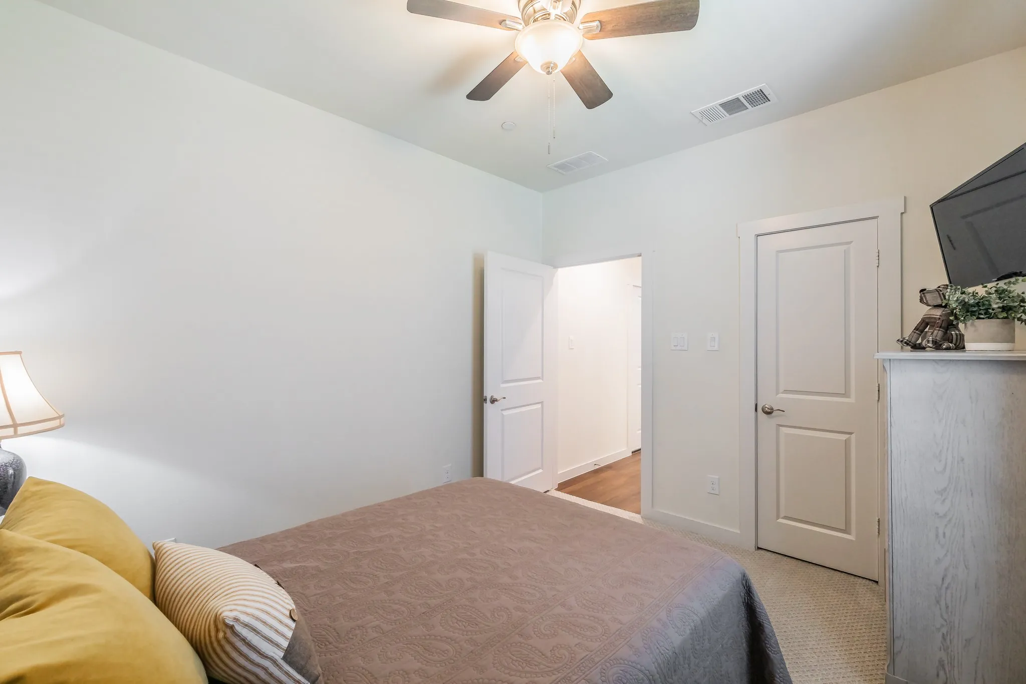 Townhouse For Sale in Dallas County , 1634 Dewberry Lane, Garland, Texas 75042, 2 Bedroom, 2 Bathroom, 2 Garage spaces, 1,375 Sqft, built in 2020, mls#21359675, Real Estate Agent in Garland, Homes For Sale in Dallas county, Homes For Sale in Garland, Realtor in Garland Texas, Real Estate Brokerage Independent Realty Texas, Luminita Cordes Realtor