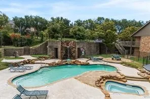 Townhouse For Sale in Rockwall County , 1886 Signal Ridge Place, Rockwall, Texas 75032, 2 Bedroom, 2 Bathroom, 2 Garage spaces, 1,337 Sqft, built in 1997, Price $379,900, mls#21354570, Real Estate Agent in Rockwall, Homes For Sale in Rockwall county, Homes For Sale in Rockwall, Realtor in Rockwall Texas, Real Estate Brokerage Independent Realty Texas, Luminita Cordes Realtor