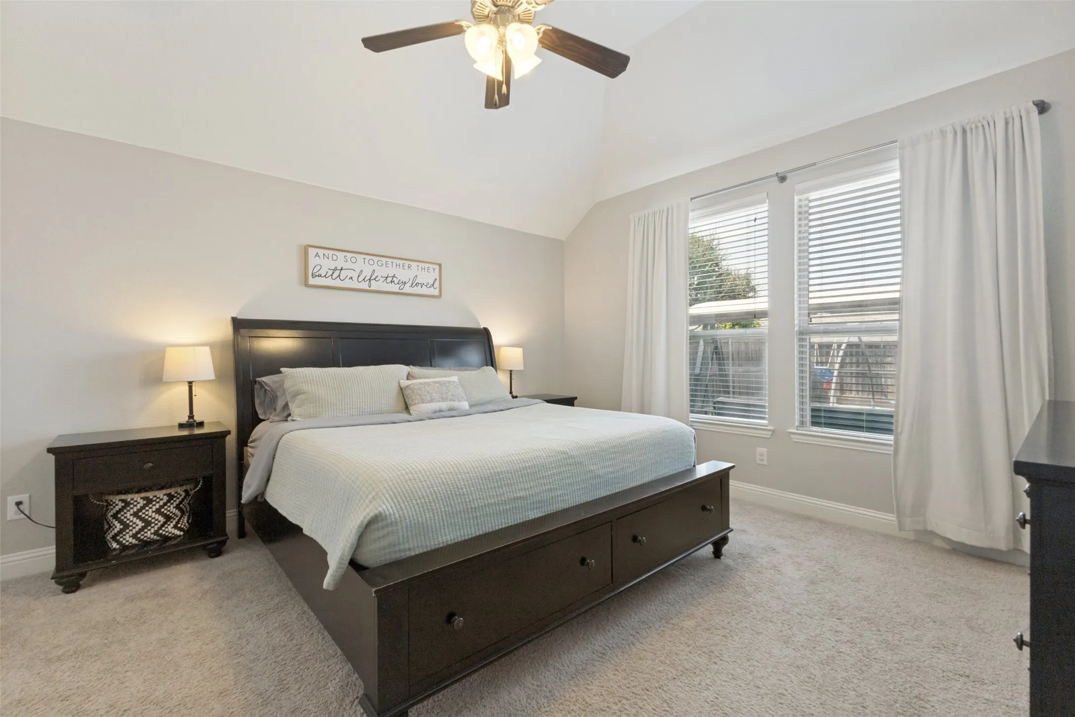 Single Family Residence For Sale in Collin County , 2124 Bishop Barrel Lane, St Paul, Texas 75098, 4 Bedroom, 3 Bathroom, 2 Garage spaces, 2,059 Sqft, built in 2016, mls#21348063, Real Estate Agent in St Paul, Homes For Sale in Collin county, Homes For Sale in St Paul, Realtor in St Paul Texas, Real Estate Brokerage Independent Realty Texas, Luminita Cordes Realtor