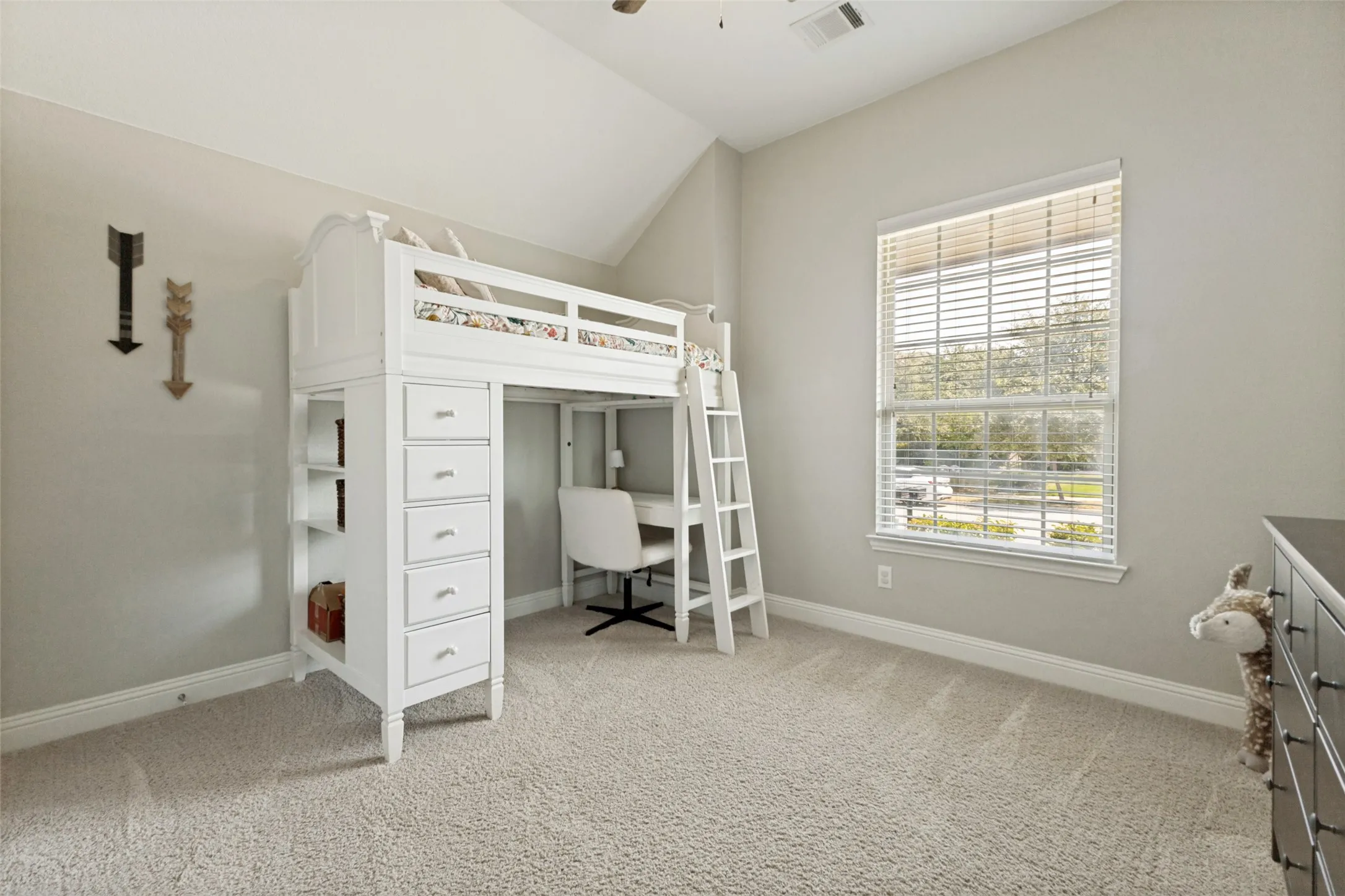 Single Family Residence For Sale in Collin County , 2124 Bishop Barrel Lane, St Paul, Texas 75098, 4 Bedroom, 3 Bathroom, 2 Garage spaces, 2,059 Sqft, built in 2016, mls#21348063, Real Estate Agent in St Paul, Homes For Sale in Collin county, Homes For Sale in St Paul, Realtor in St Paul Texas, Real Estate Brokerage Independent Realty Texas, Luminita Cordes Realtor