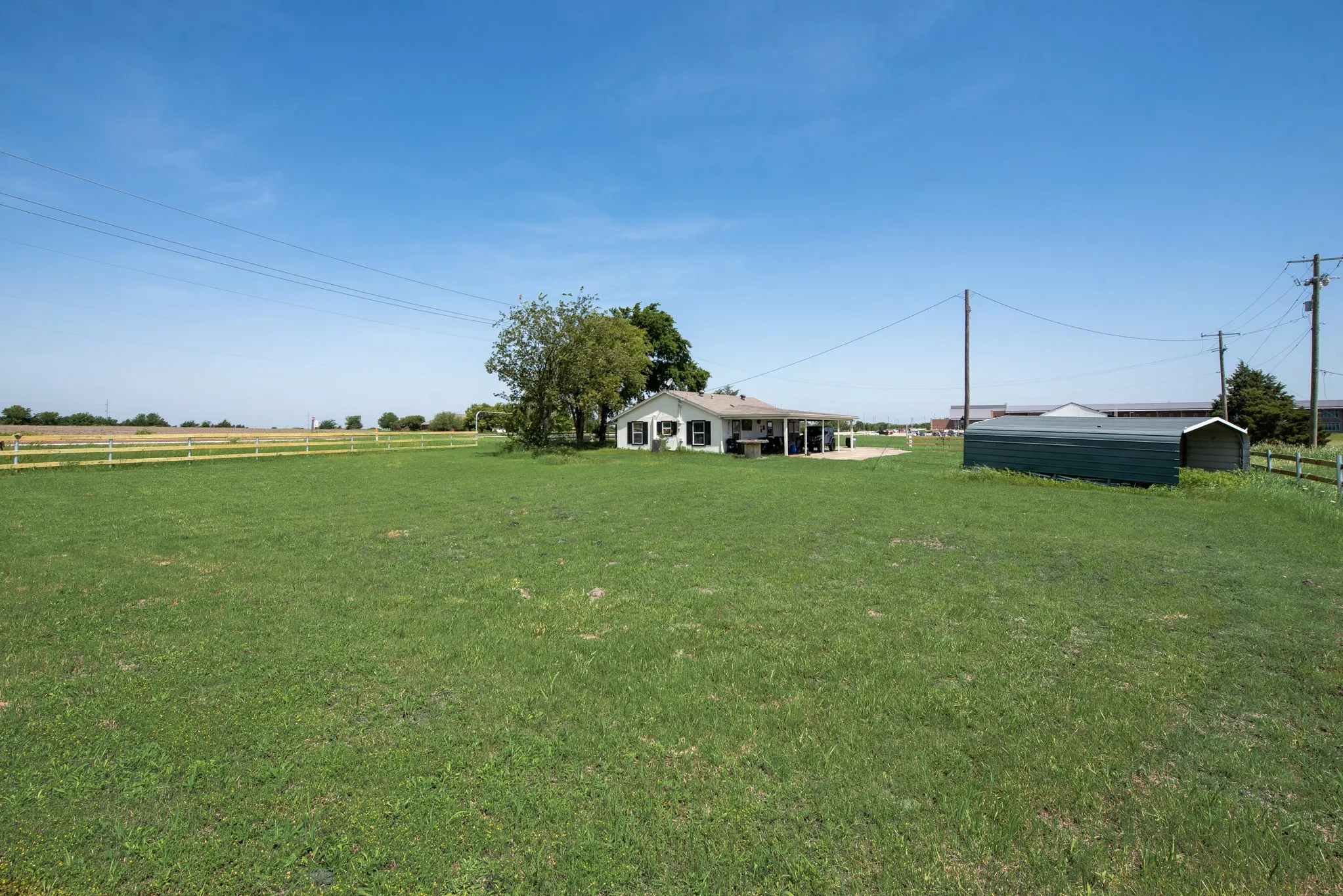 Single Family Residence For Sale in Collin County , 354 N FM 1138, Nevada, Texas 75173, 2 Bedroom, 1 Bathroom, Garage spaces, 1,120 Sqft, built in 1965, mls#21358194, Real Estate Agent in Nevada, Homes For Sale in Collin county, Homes For Sale in Nevada, Realtor in Nevada Texas, Real Estate Brokerage Independent Realty Texas, Luminita Cordes Realtor