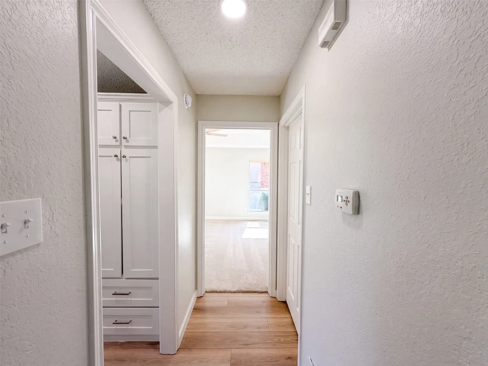 Single Family Residence For Sale in Tarrant County , 6037 Sundown Drive, Watauga, Texas 76148, 3 Bedroom, 2 Bathroom, 2 Garage spaces, 1,640 Sqft, built in 1990, mls#21359923, Real Estate Agent in Watauga, Homes For Sale in Tarrant county, Homes For Sale in Watauga, Realtor in Watauga Texas, Real Estate Brokerage Independent Realty Texas, Luminita Cordes Realtor