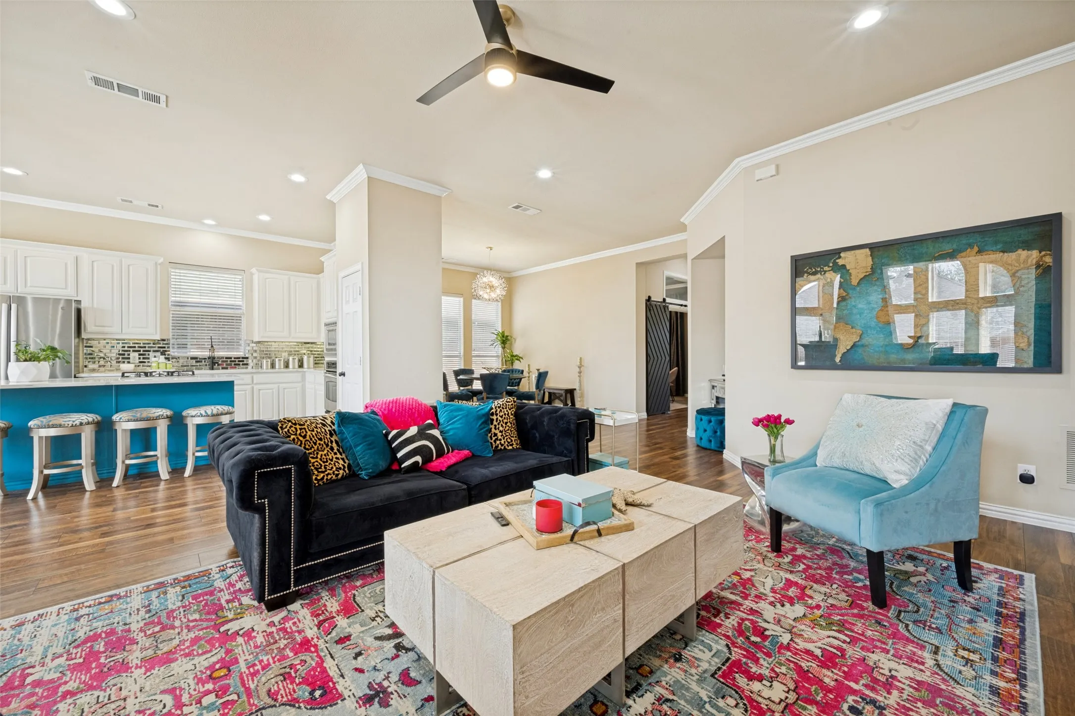 Single Family Residence For Sale in Denton County , 8019 Navisota Drive, Lantana, Texas 76226, 3 Bedroom, 3 Bathroom, 2 Garage spaces, 2,853 Sqft, built in 2002, mls#21358972, Real Estate Agent in Lantana, Homes For Sale in Denton county, Homes For Sale in Lantana, Realtor in Lantana Texas, Real Estate Brokerage Independent Realty Texas, Luminita Cordes Realtor