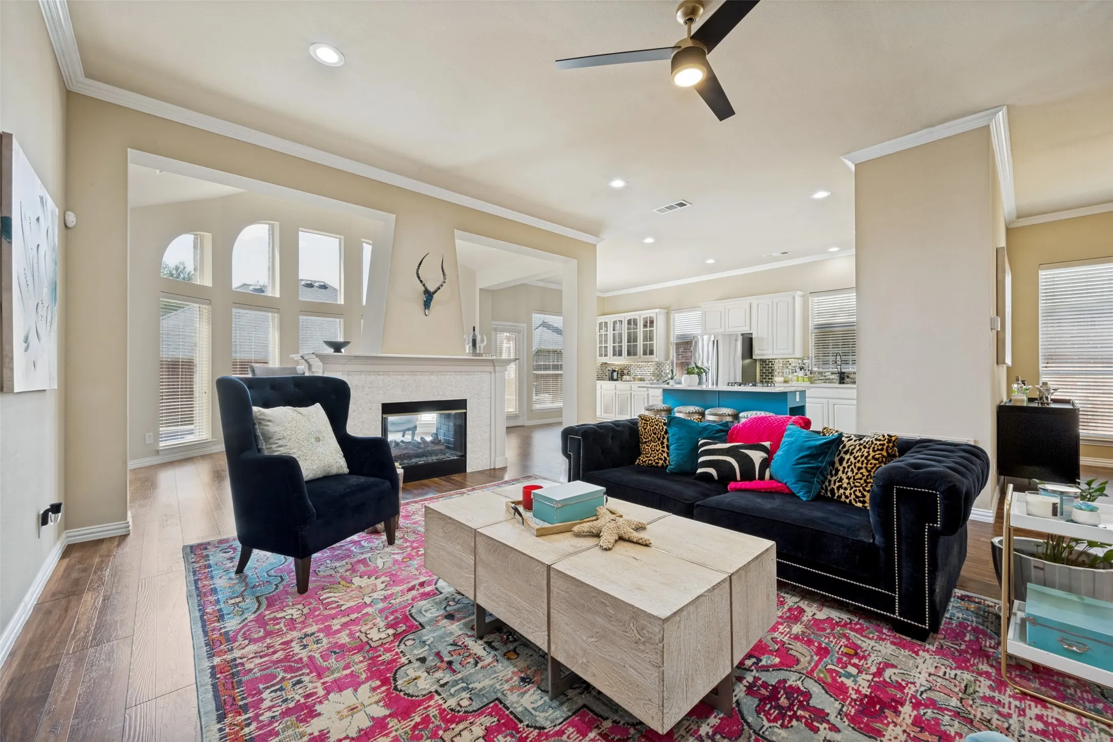 Single Family Residence For Sale in Denton County , 8019 Navisota Drive, Lantana, Texas 76226, 3 Bedroom, 3 Bathroom, 2 Garage spaces, 2,853 Sqft, built in 2002, mls#21358972, Real Estate Agent in Lantana, Homes For Sale in Denton county, Homes For Sale in Lantana, Realtor in Lantana Texas, Real Estate Brokerage Independent Realty Texas, Luminita Cordes Realtor