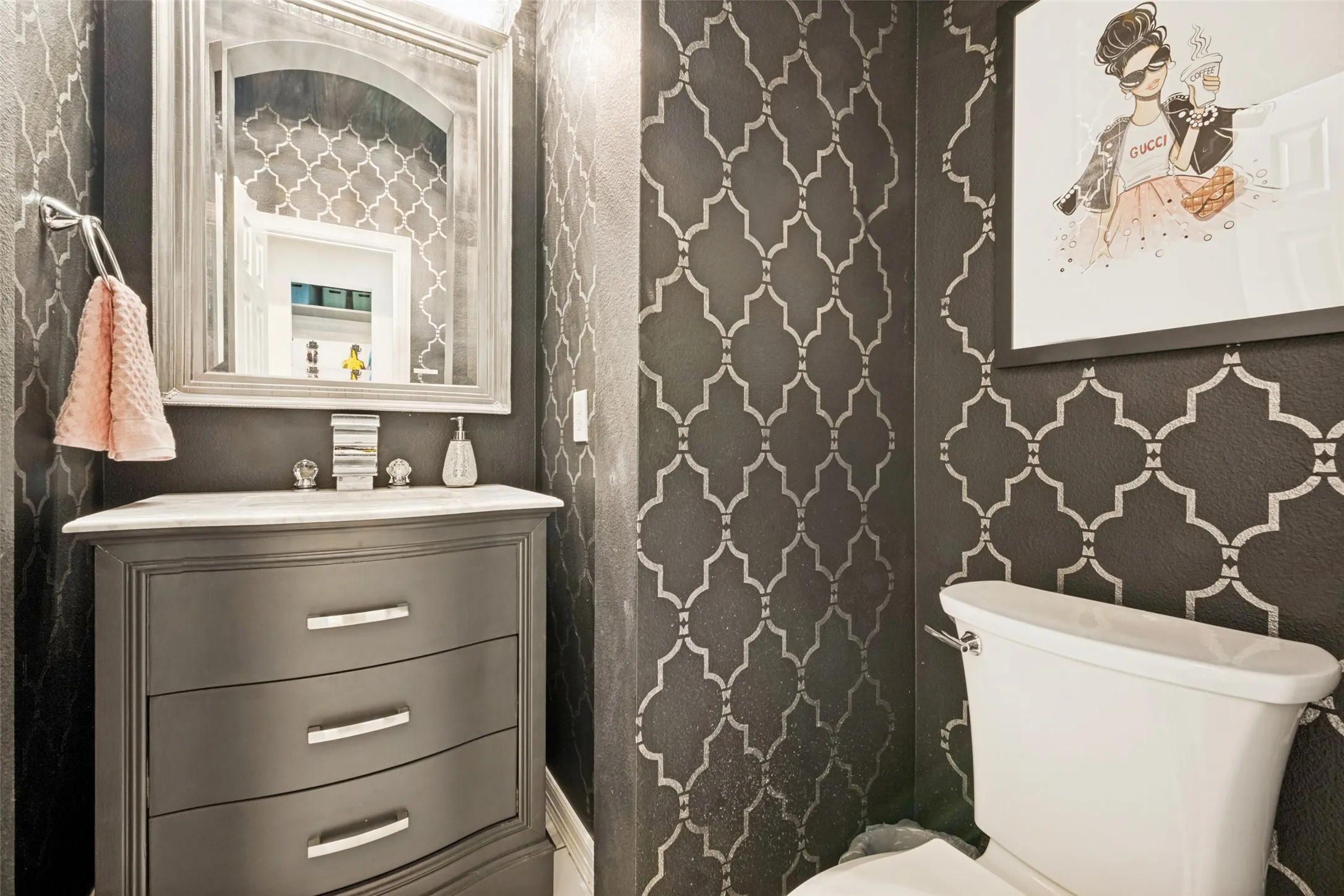 1/2 bath