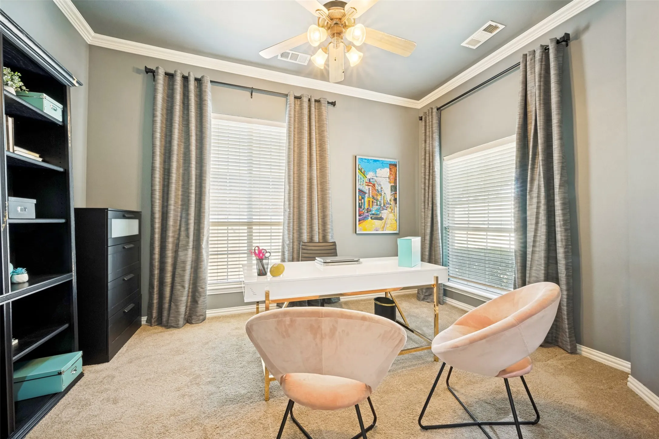 Single Family Residence For Sale in Denton County , 8019 Navisota Drive, Lantana, Texas 76226, 3 Bedroom, 3 Bathroom, 2 Garage spaces, 2,853 Sqft, built in 2002, mls#21358972, Real Estate Agent in Lantana, Homes For Sale in Denton county, Homes For Sale in Lantana, Realtor in Lantana Texas, Real Estate Brokerage Independent Realty Texas, Luminita Cordes Realtor