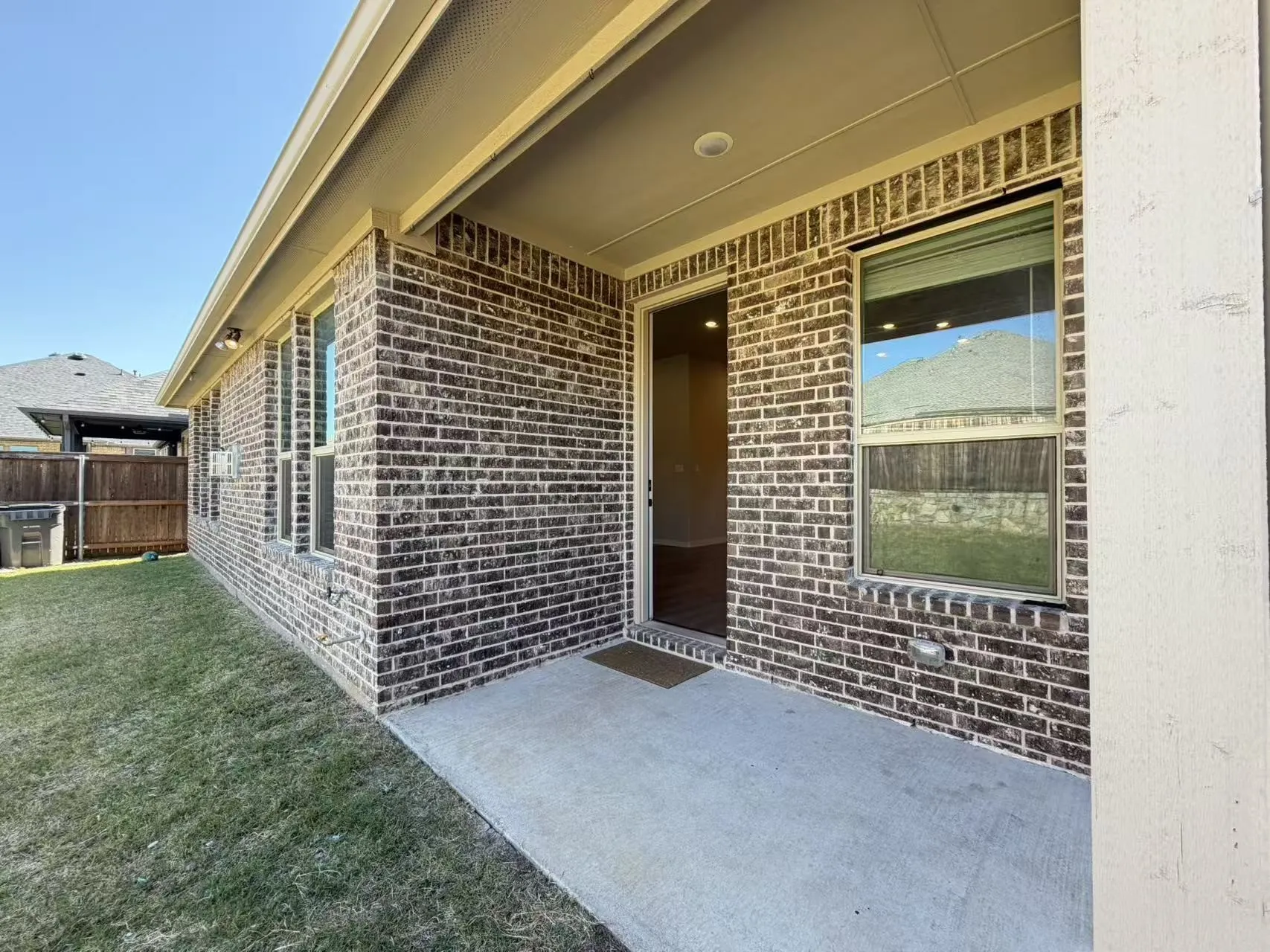 Single Family Residence For Sale in Collin County , 4008 Nightingale Street, Celina, Texas 75009, 4 Bedroom, 3 Bathroom, 2 Garage spaces, 2,040 Sqft, built in 2021, mls#21359930, Real Estate Agent in Celina, Homes For Sale in Collin county, Homes For Sale in Celina, Realtor in Celina Texas, Real Estate Brokerage Independent Realty Texas, Luminita Cordes Realtor