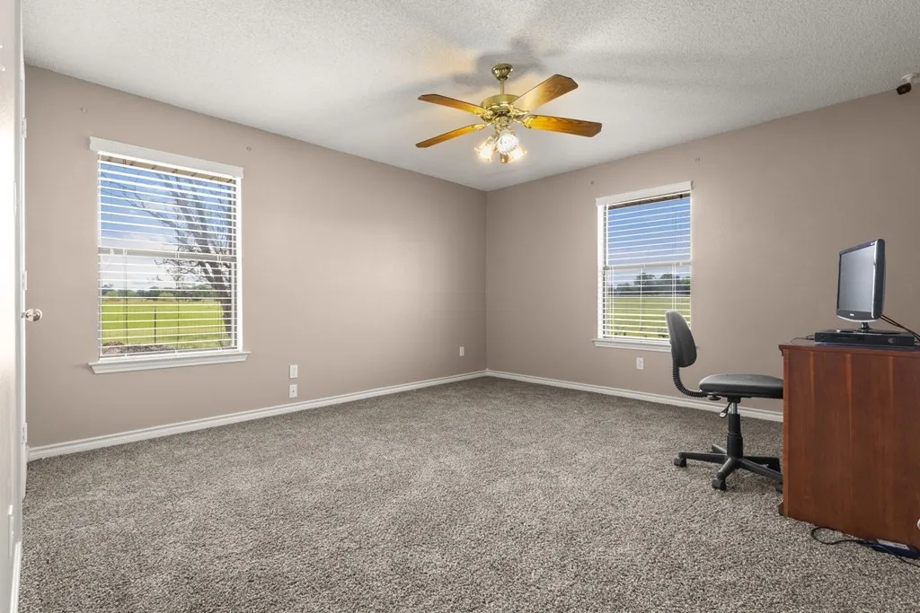 Single Family Residence For Sale in Van Zandt County , 290 A Vz County Road 3222, Wills Point, Texas 75169, 3 Bedroom, 3 Bathroom, 1 Garage spaces, 1,797 Sqft, built in 1995, mls#21359948, Real Estate Agent in Wills Point, Homes For Sale in Van Zandt county, Homes For Sale in Wills Point, Realtor in Wills Point Texas, Real Estate Brokerage Independent Realty Texas, Luminita Cordes Realtor