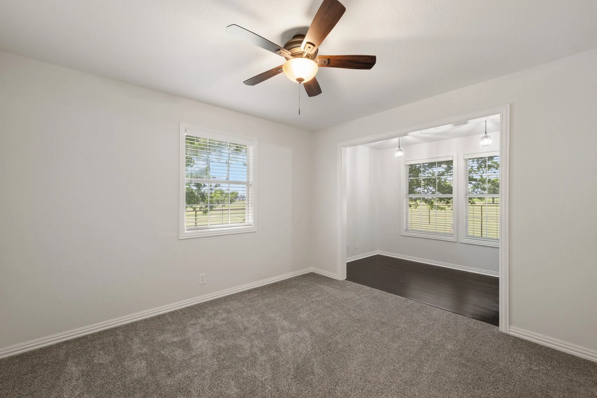 Single Family Residence For Sale in Ellis County , 257 Bud Run Road, Waxahachie, Texas 75165, 3 Bedroom, 3 Bathroom, 2 Garage spaces, 1,841 Sqft, built in 1972, mls#21359741, Real Estate Agent in Waxahachie, Homes For Sale in Ellis county, Homes For Sale in Waxahachie, Realtor in Waxahachie Texas, Real Estate Brokerage Independent Realty Texas, Luminita Cordes Realtor