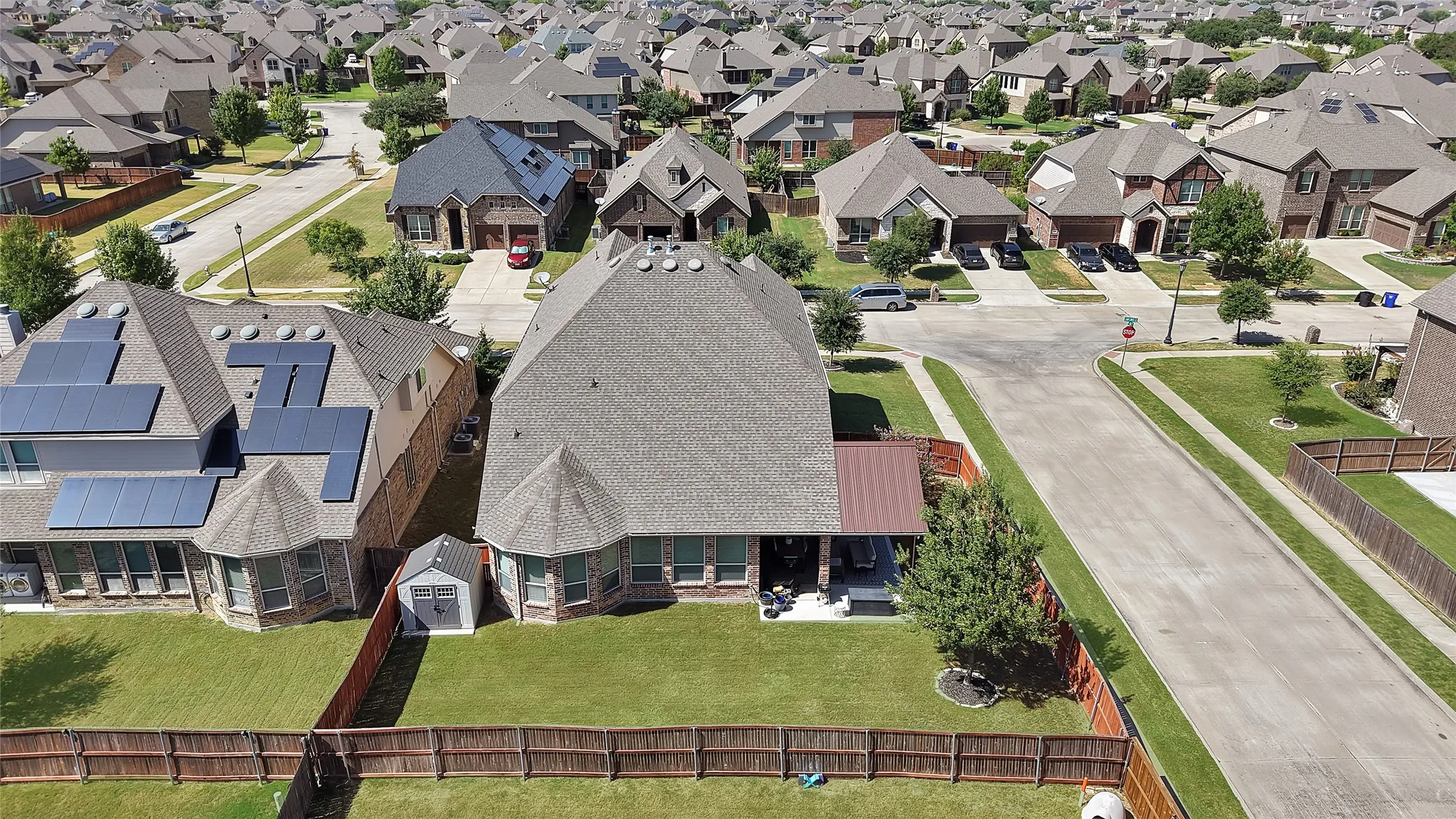 Single Family Residence For Sale in Tarrant County , 4702 Sunflower Drive, Mansfield, Texas 76063, 5 Bedroom, 4 Bathroom, 2 Garage spaces, 3,414 Sqft, built in 2016, mls#21356030, Real Estate Agent in Mansfield, Homes For Sale in Tarrant county, Homes For Sale in Mansfield, Realtor in Mansfield Texas, Real Estate Brokerage Independent Realty Texas, Luminita Cordes Realtor