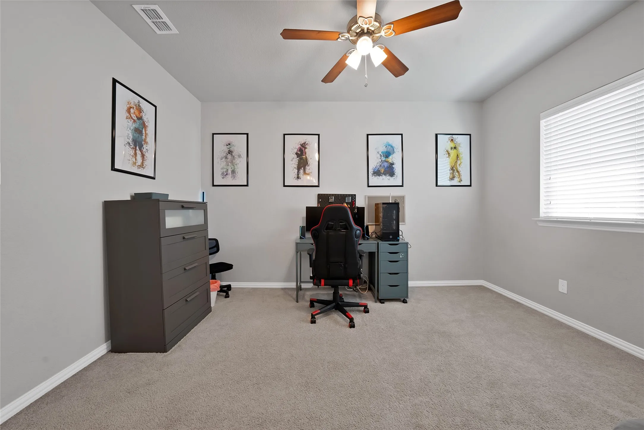 Single Family Residence For Sale in Tarrant County , 4702 Sunflower Drive, Mansfield, Texas 76063, 5 Bedroom, 4 Bathroom, 2 Garage spaces, 3,414 Sqft, built in 2016, mls#21356030, Real Estate Agent in Mansfield, Homes For Sale in Tarrant county, Homes For Sale in Mansfield, Realtor in Mansfield Texas, Real Estate Brokerage Independent Realty Texas, Luminita Cordes Realtor