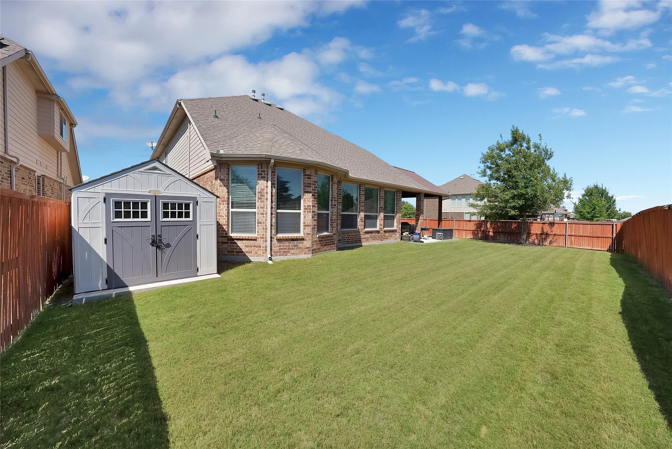 Single Family Residence For Sale in Tarrant County , 4702 Sunflower Drive, Mansfield, Texas 76063, 5 Bedroom, 4 Bathroom, 2 Garage spaces, 3,414 Sqft, built in 2016, mls#21356030, Real Estate Agent in Mansfield, Homes For Sale in Tarrant county, Homes For Sale in Mansfield, Realtor in Mansfield Texas, Real Estate Brokerage Independent Realty Texas, Luminita Cordes Realtor
