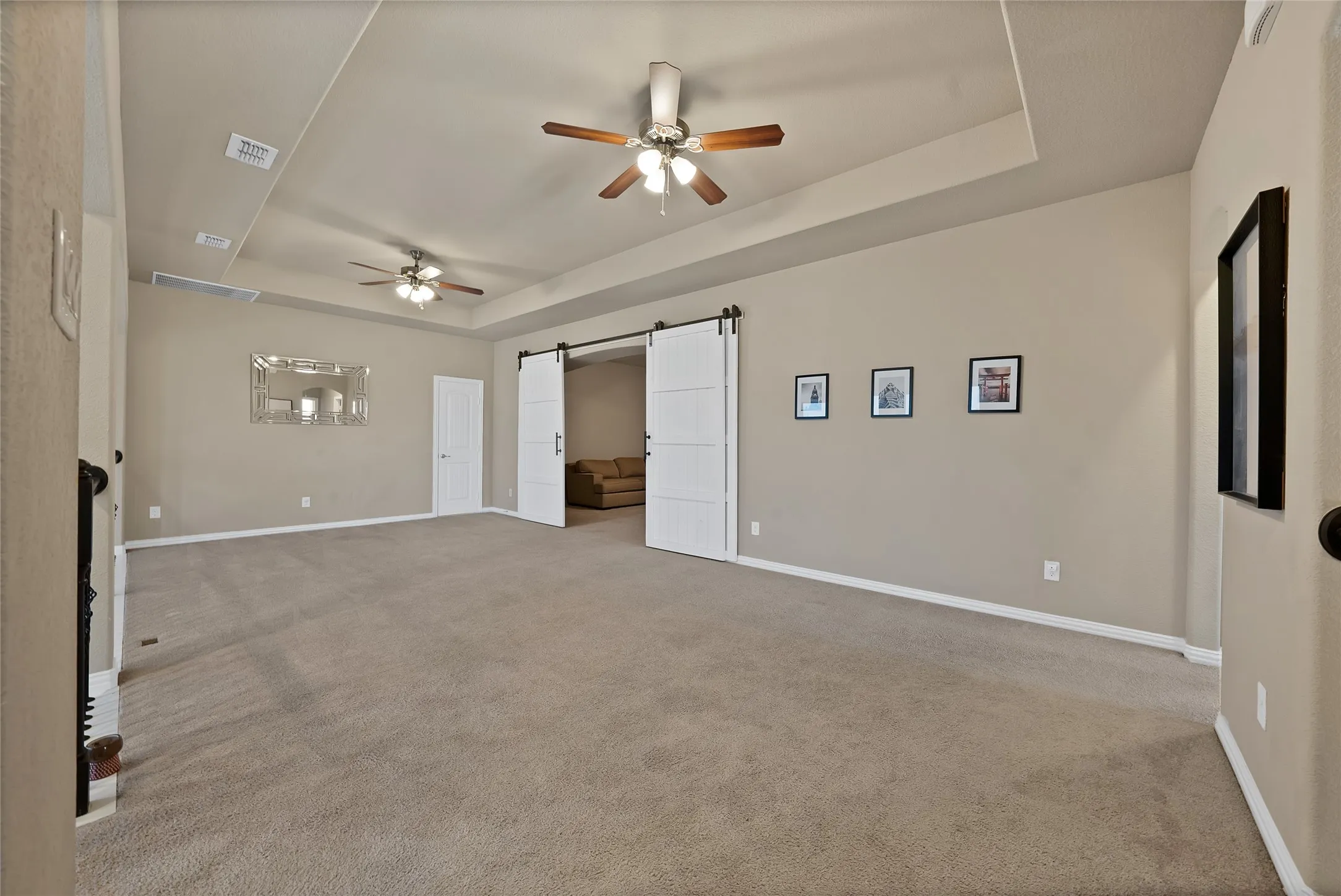 Single Family Residence For Sale in Tarrant County , 4702 Sunflower Drive, Mansfield, Texas 76063, 5 Bedroom, 4 Bathroom, 2 Garage spaces, 3,414 Sqft, built in 2016, mls#21356030, Real Estate Agent in Mansfield, Homes For Sale in Tarrant county, Homes For Sale in Mansfield, Realtor in Mansfield Texas, Real Estate Brokerage Independent Realty Texas, Luminita Cordes Realtor