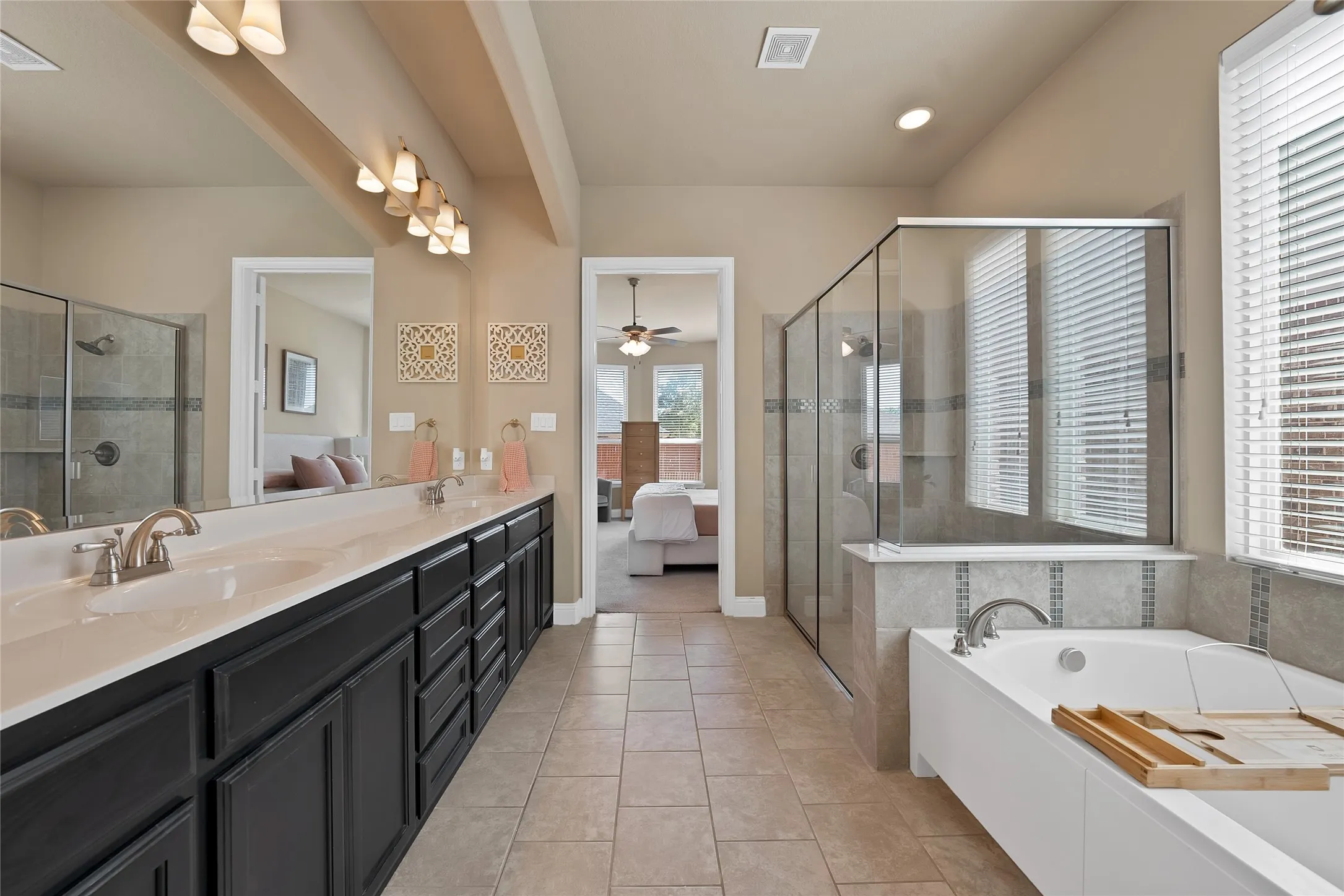 Single Family Residence For Sale in Tarrant County , 4702 Sunflower Drive, Mansfield, Texas 76063, 5 Bedroom, 4 Bathroom, 2 Garage spaces, 3,414 Sqft, built in 2016, mls#21356030, Real Estate Agent in Mansfield, Homes For Sale in Tarrant county, Homes For Sale in Mansfield, Realtor in Mansfield Texas, Real Estate Brokerage Independent Realty Texas, Luminita Cordes Realtor