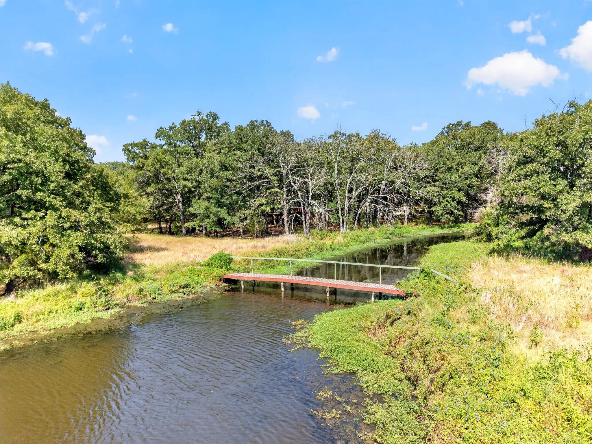 Single Family Residence For Sale in Kaufman County , 10148 Bluebonnet Drive, Scurry, Texas 75158, 3 Bedroom, 3 Bathroom, Garage spaces, 2,624 Sqft, built in 1993, mls#21359917, Real Estate Agent in Scurry, Homes For Sale in Kaufman county, Homes For Sale in Scurry, Realtor in Scurry Texas, Real Estate Brokerage Independent Realty Texas, Luminita Cordes Realtor