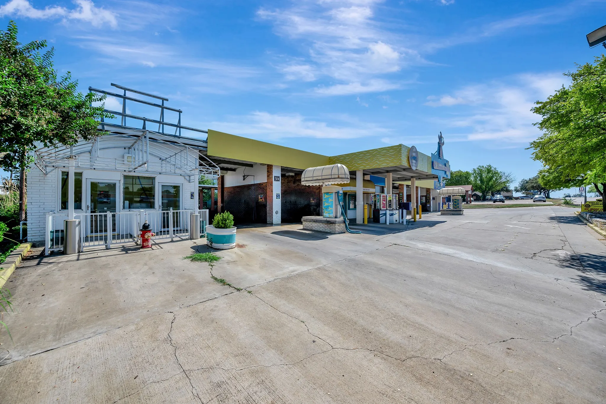 Business For Sale in Tarrant County , 504 N Main, Euless, Texas 76039, 0, 0, Garage spaces, 0 Sqft, built in 1980, mls#21359922, Real Estate Agent in Euless, Homes For Sale in Tarrant county, Homes For Sale in Euless, Realtor in Euless Texas, Real Estate Brokerage Independent Realty Texas, Luminita Cordes Realtor