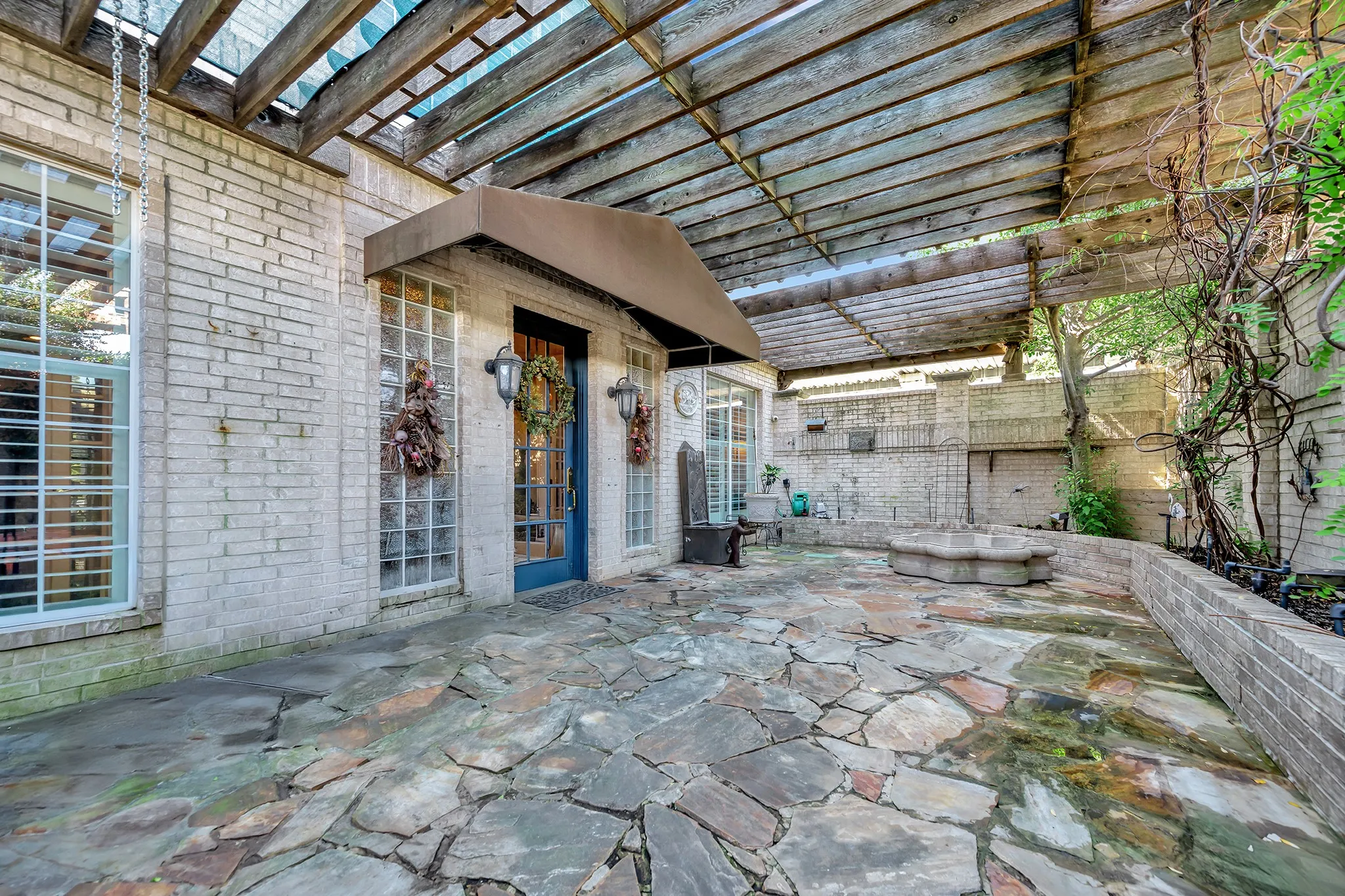 Business For Sale in Tarrant County , 504 N Main, Euless, Texas 76039, 0, 0, Garage spaces, 0 Sqft, built in 1980, mls#21359922, Real Estate Agent in Euless, Homes For Sale in Tarrant county, Homes For Sale in Euless, Realtor in Euless Texas, Real Estate Brokerage Independent Realty Texas, Luminita Cordes Realtor