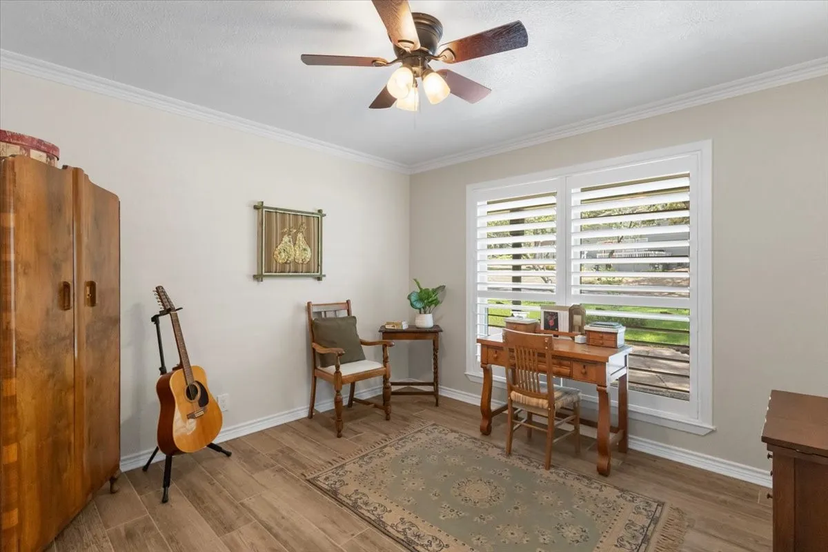 Single Family Residence For Sale in Smith County , 103 Grass Knoll Drive, Hideaway, Texas 75771, 3 Bedroom, 2 Bathroom, 2 Garage spaces, 1,510 Sqft, built in 1978, mls#21359396, Real Estate Agent in Hideaway, Homes For Sale in Smith county, Homes For Sale in Hideaway, Realtor in Hideaway Texas, Real Estate Brokerage Independent Realty Texas, Luminita Cordes Realtor