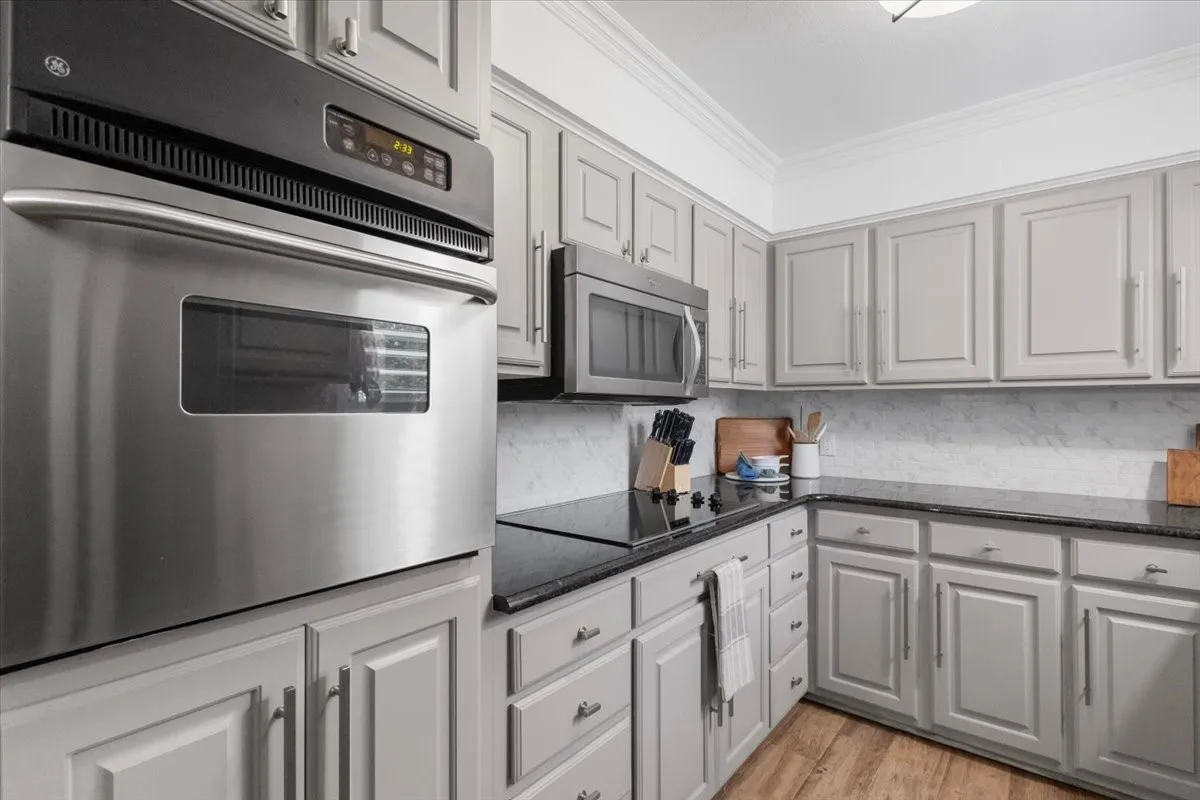 Single Family Residence For Sale in Smith County , 103 Grass Knoll Drive, Hideaway, Texas 75771, 3 Bedroom, 2 Bathroom, 2 Garage spaces, 1,510 Sqft, built in 1978, mls#21359396, Real Estate Agent in Hideaway, Homes For Sale in Smith county, Homes For Sale in Hideaway, Realtor in Hideaway Texas, Real Estate Brokerage Independent Realty Texas, Luminita Cordes Realtor