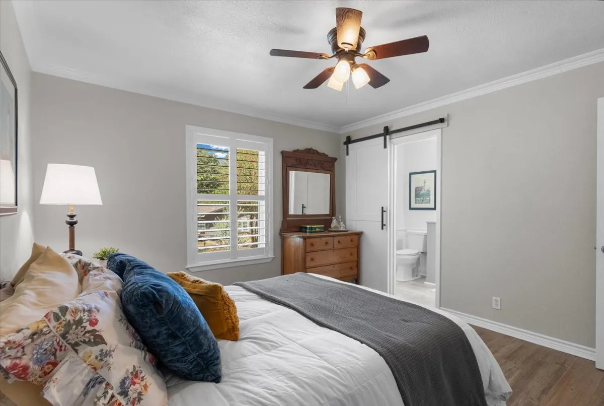 Single Family Residence For Sale in Smith County , 103 Grass Knoll Drive, Hideaway, Texas 75771, 3 Bedroom, 2 Bathroom, 2 Garage spaces, 1,510 Sqft, built in 1978, mls#21359396, Real Estate Agent in Hideaway, Homes For Sale in Smith county, Homes For Sale in Hideaway, Realtor in Hideaway Texas, Real Estate Brokerage Independent Realty Texas, Luminita Cordes Realtor