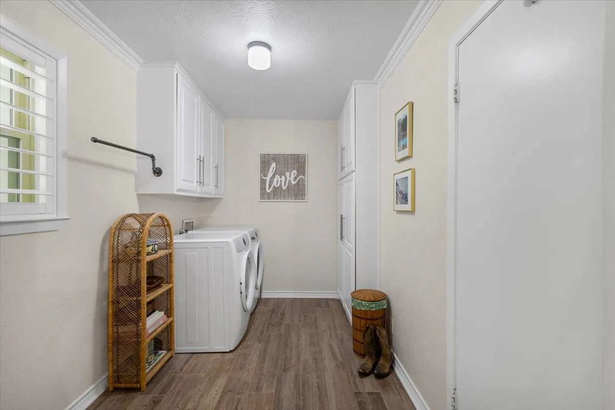 Single Family Residence For Sale in Smith County , 103 Grass Knoll Drive, Hideaway, Texas 75771, 3 Bedroom, 2 Bathroom, 2 Garage spaces, 1,510 Sqft, built in 1978, mls#21359396, Real Estate Agent in Hideaway, Homes For Sale in Smith county, Homes For Sale in Hideaway, Realtor in Hideaway Texas, Real Estate Brokerage Independent Realty Texas, Luminita Cordes Realtor