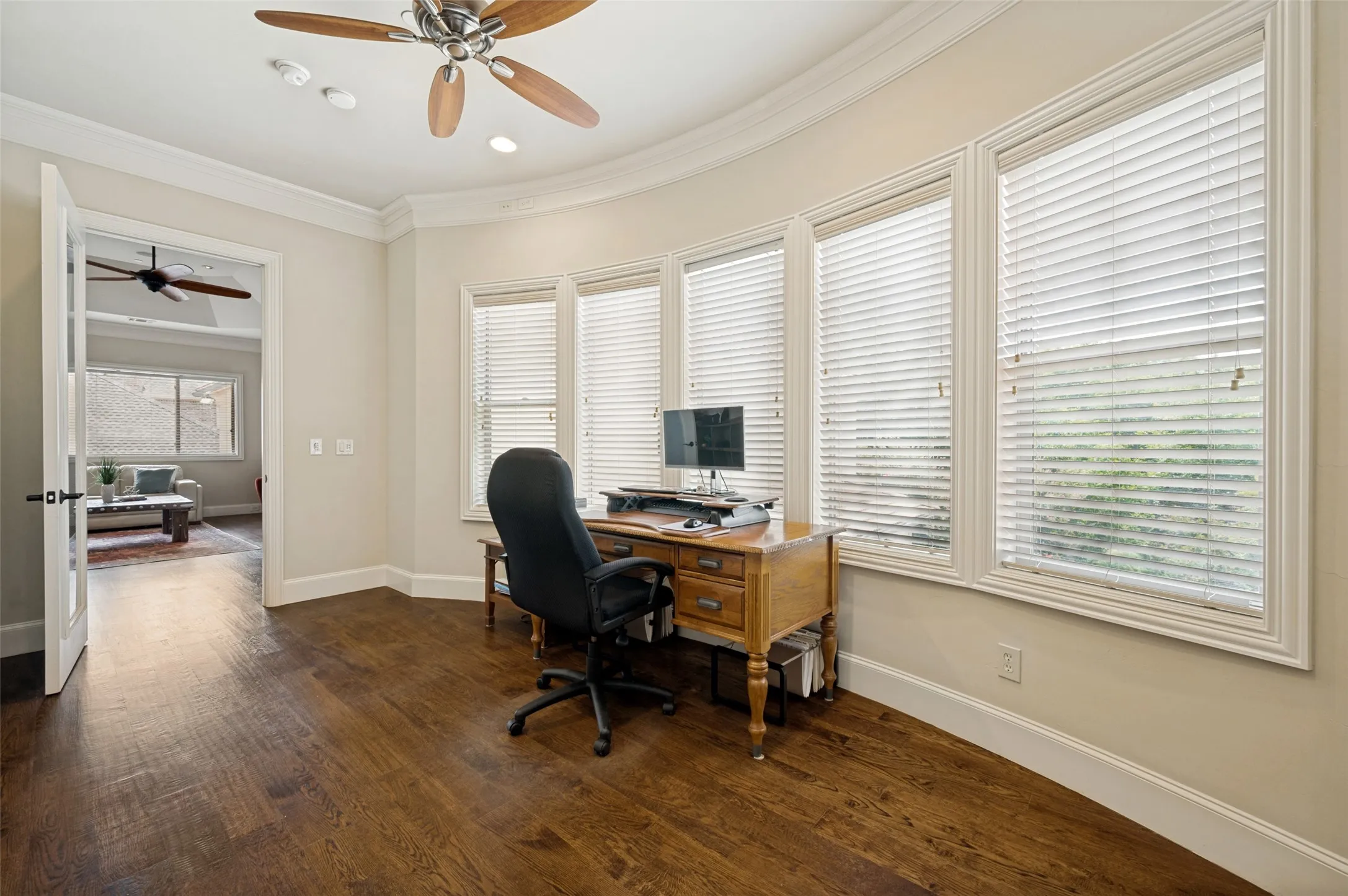 Single Family Residence For Sale in Collin County , 6203 Sweeney Trail, Frisco, Texas 75034, 5 Bedroom, 7 Bathroom, 3 Garage spaces, 7,125 Sqft, built in 2009, mls#21356689, Real Estate Agent in Frisco, Homes For Sale in Collin county, Homes For Sale in Frisco, Realtor in Frisco Texas, Real Estate Brokerage Independent Realty Texas, Luminita Cordes Realtor
