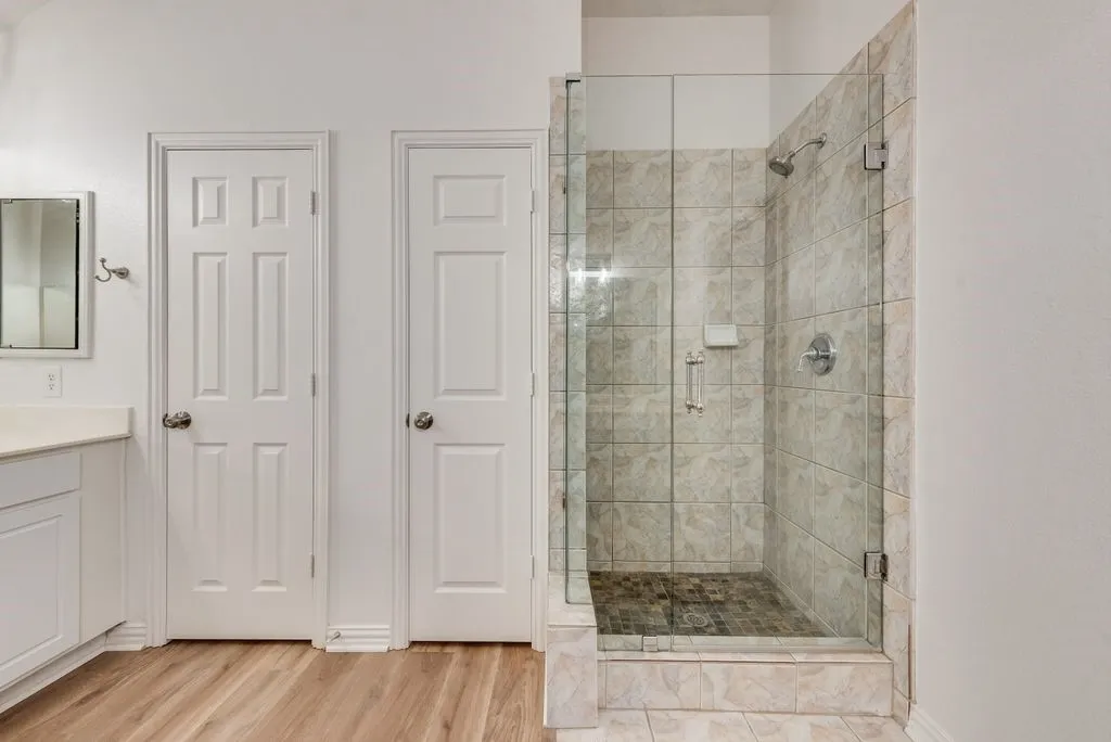 Single Family Residence For Rent in Tarrant County , 10441 Stoneside Trail, Fort Worth, Texas 76244, 3 Bedroom, 2 Bathroom, Garage spaces, 2,435 Sqft, built in 2002, mls#21359979, Real Estate Agent in Fort Worth, Homes For Rent in Tarrant county, Homes For Rent in Fort Worth, Realtor in Fort Worth Texas, Real Estate Brokerage Independent Realty Texas, Luminita Cordes Realtor