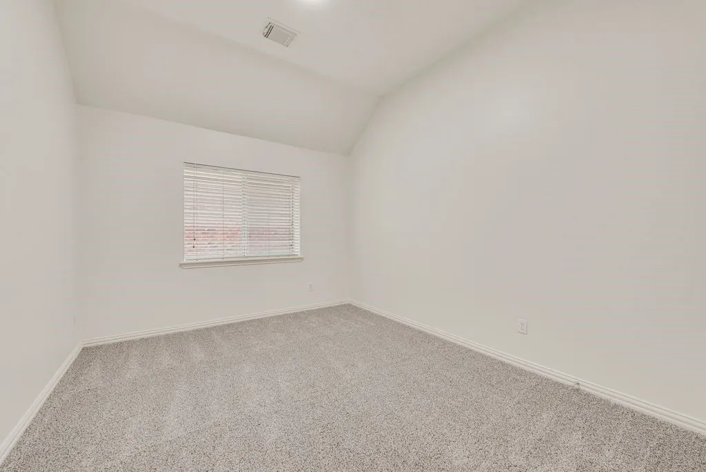 Single Family Residence For Rent in Tarrant County , 10441 Stoneside Trail, Fort Worth, Texas 76244, 3 Bedroom, 2 Bathroom, Garage spaces, 2,435 Sqft, built in 2002, mls#21359979, Real Estate Agent in Fort Worth, Homes For Rent in Tarrant county, Homes For Rent in Fort Worth, Realtor in Fort Worth Texas, Real Estate Brokerage Independent Realty Texas, Luminita Cordes Realtor