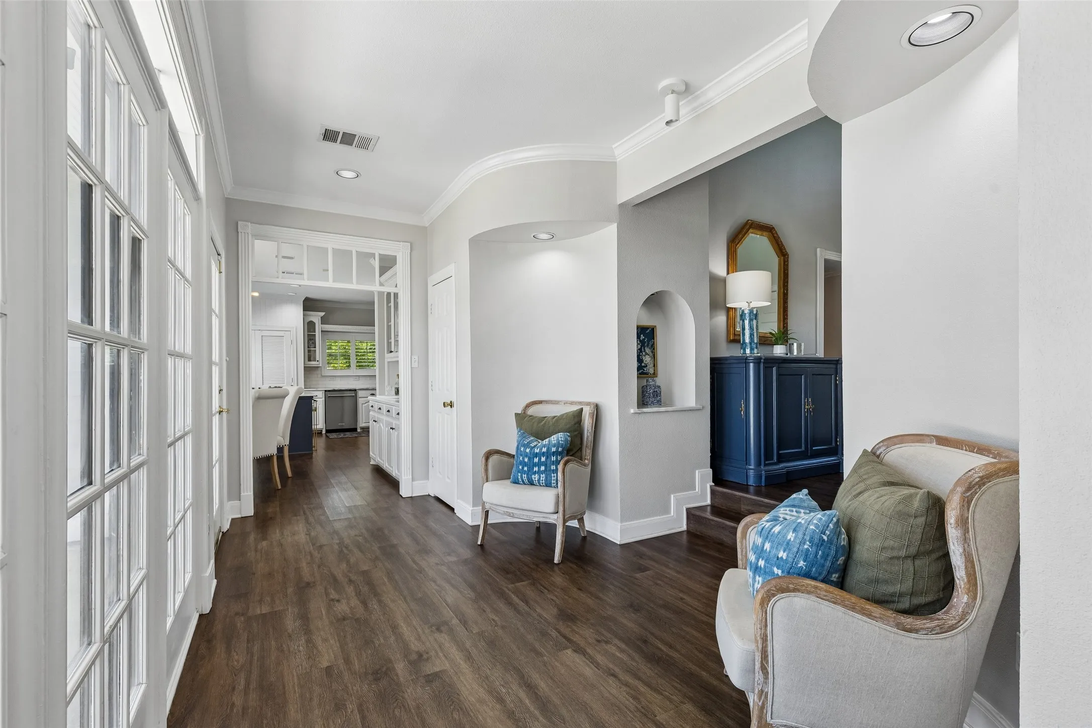 Single Family Residence For Sale in Rockwall County , 221 Carriage Hill Lane, Heath, Texas 75032, 4 Bedroom, 3 Bathroom, 2 Garage spaces, 3,807 Sqft, built in 1996, mls#21359911, Real Estate Agent in Heath, Homes For Sale in Rockwall county, Homes For Sale in Heath, Realtor in Heath Texas, Real Estate Brokerage Independent Realty Texas, Luminita Cordes Realtor