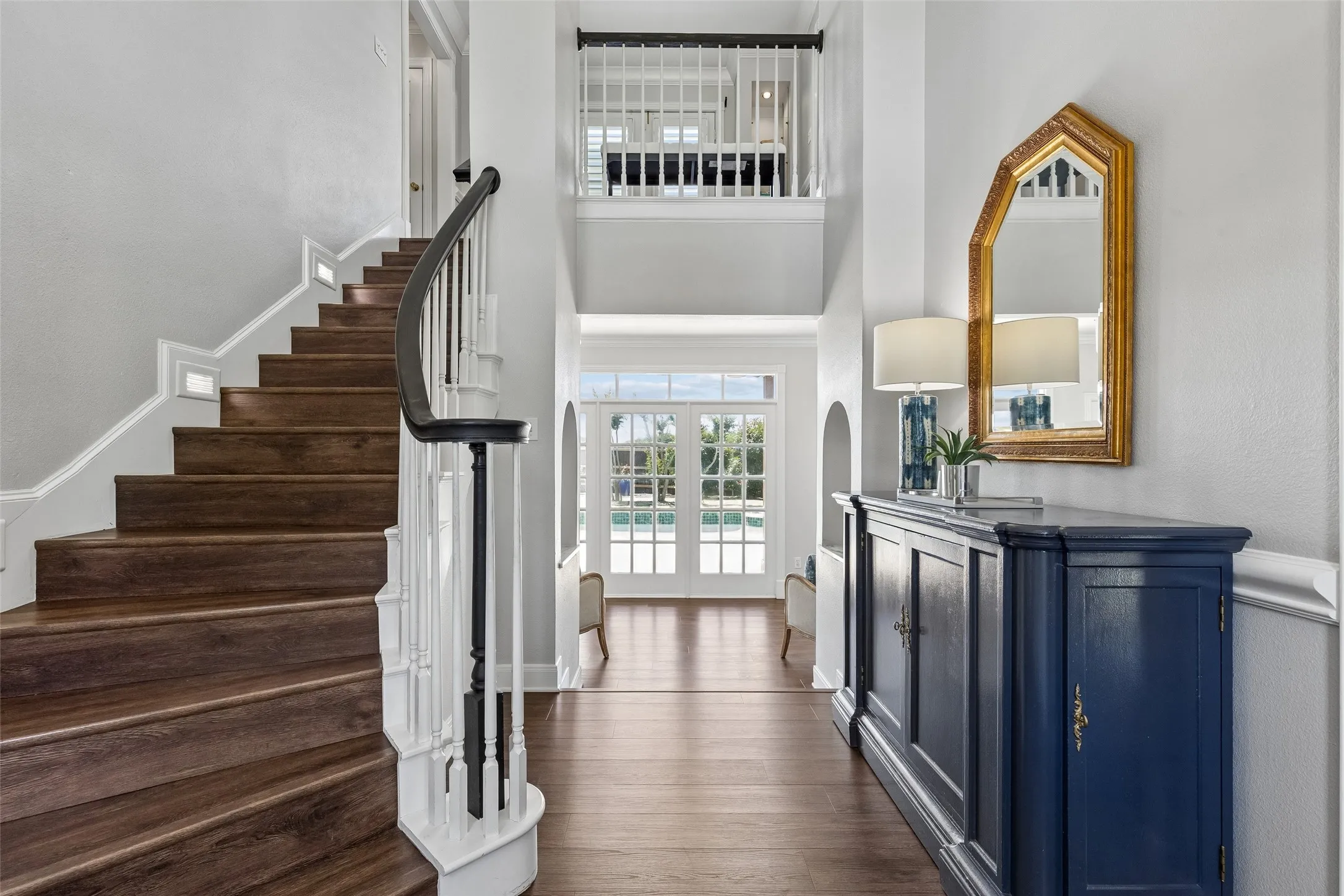 Single Family Residence For Sale in Rockwall County , 221 Carriage Hill Lane, Heath, Texas 75032, 4 Bedroom, 3 Bathroom, 2 Garage spaces, 3,807 Sqft, built in 1996, mls#21359911, Real Estate Agent in Heath, Homes For Sale in Rockwall county, Homes For Sale in Heath, Realtor in Heath Texas, Real Estate Brokerage Independent Realty Texas, Luminita Cordes Realtor