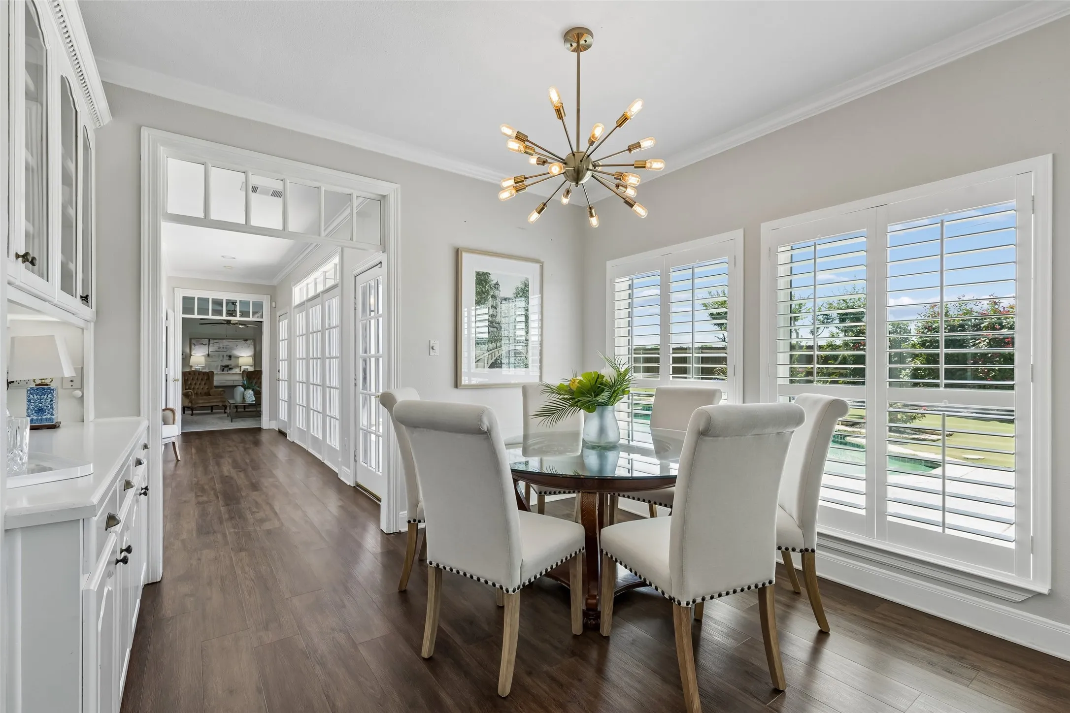 Single Family Residence For Sale in Rockwall County , 221 Carriage Hill Lane, Heath, Texas 75032, 4 Bedroom, 3 Bathroom, 2 Garage spaces, 3,807 Sqft, built in 1996, mls#21359911, Real Estate Agent in Heath, Homes For Sale in Rockwall county, Homes For Sale in Heath, Realtor in Heath Texas, Real Estate Brokerage Independent Realty Texas, Luminita Cordes Realtor