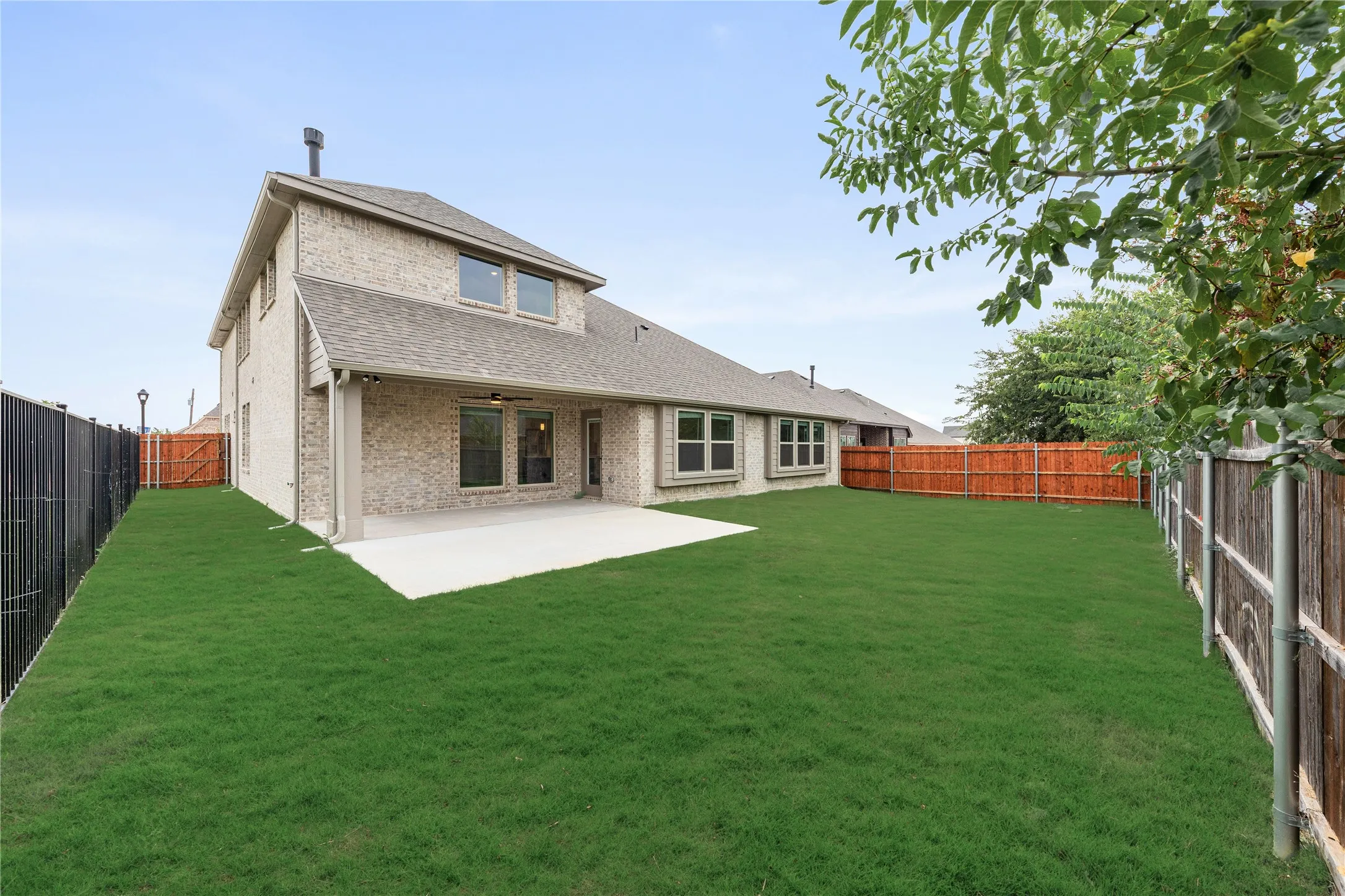 Single Family Residence For Sale in Ellis County , 941 Cardinal Drive, Midlothian, Texas 76065, 5 Bedroom, 5 Bathroom, 2 Garage spaces, 4,233 Sqft, built in 2026, mls#21359988, Real Estate Agent in Midlothian, Homes For Sale in Ellis county, Homes For Sale in Midlothian, Realtor in Midlothian Texas, Real Estate Brokerage Independent Realty Texas, Luminita Cordes Realtor