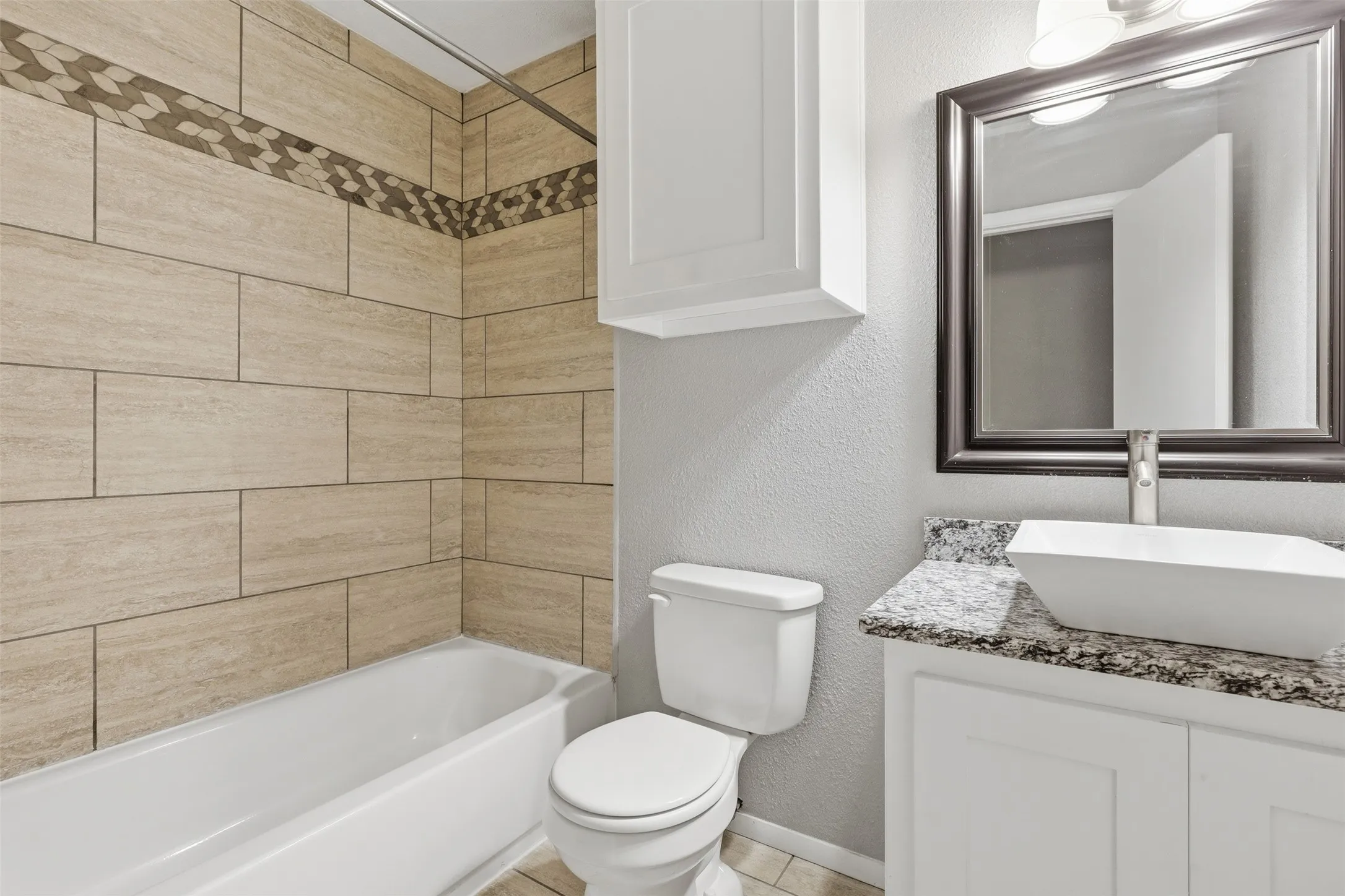 Single Family Residence For Sale in Parker County , 110 Oak Ridge Terrace, Weatherford, Texas 76086, 3 Bedroom, 2 Bathroom, 2 Garage spaces, 1,419 Sqft, built in 1960, mls#21358803, Real Estate Agent in Weatherford, Homes For Sale in Parker county, Homes For Sale in Weatherford, Realtor in Weatherford Texas, Real Estate Brokerage Independent Realty Texas, Luminita Cordes Realtor