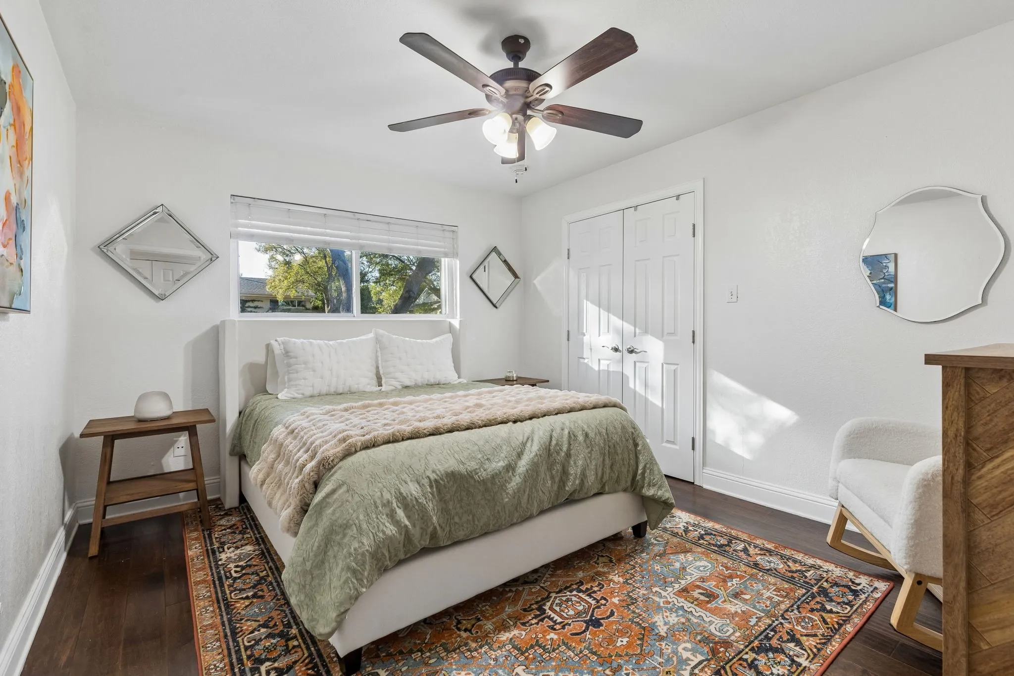 Single Family Residence For Sale in Tarrant County , 1828 Ems Road E, Fort Worth, Texas 76116, 3 Bedroom, 2 Bathroom, 1 Garage spaces, 2,008 Sqft, built in 1958, mls#21359731, Real Estate Agent in Fort Worth, Homes For Sale in Tarrant county, Homes For Sale in Fort Worth, Realtor in Fort Worth Texas, Real Estate Brokerage Independent Realty Texas, Luminita Cordes Realtor