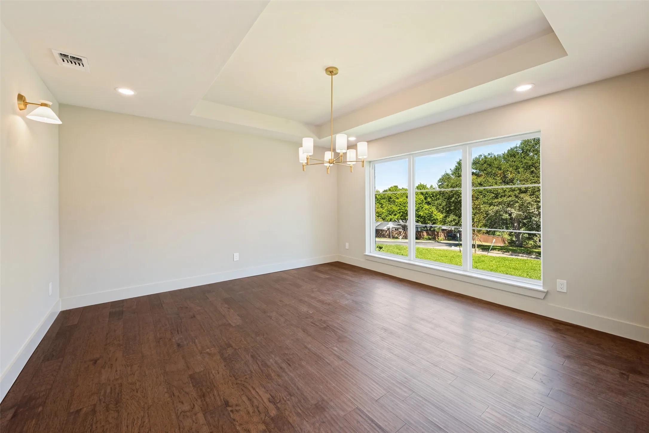 Single Family Residence For Sale in Tarrant County , 4000 Tamworth Road, Fort Worth, Texas 76116, 4 Bedroom, 5 Bathroom, 3 Garage spaces, 3,836 Sqft, built in 2026, mls#21356806, Real Estate Agent in Fort Worth, Homes For Sale in Tarrant county, Homes For Sale in Fort Worth, Realtor in Fort Worth Texas, Real Estate Brokerage Independent Realty Texas, Luminita Cordes Realtor