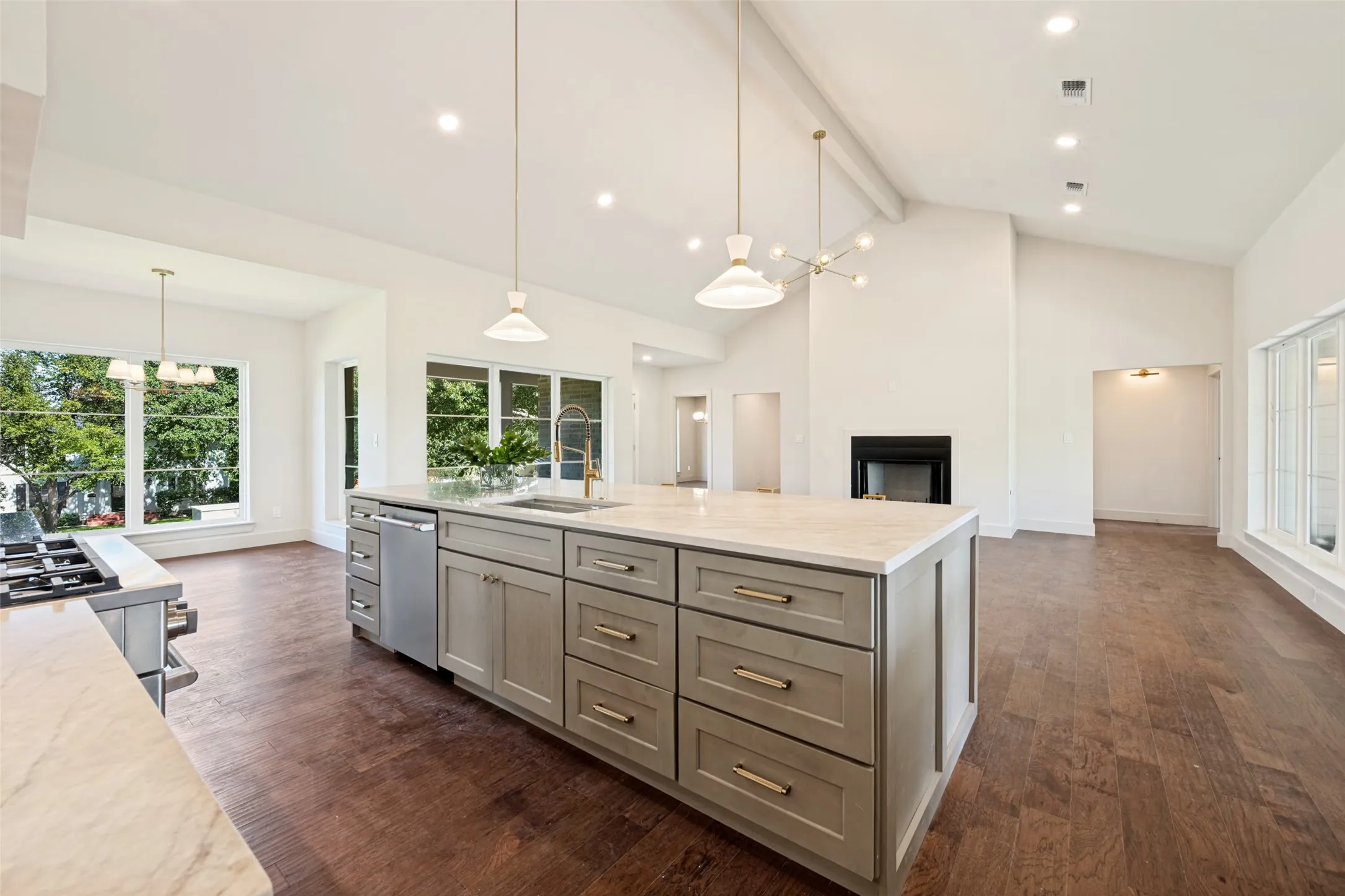 Single Family Residence For Sale in Tarrant County , 4000 Tamworth Road, Fort Worth, Texas 76116, 4 Bedroom, 5 Bathroom, 3 Garage spaces, 3,836 Sqft, built in 2026, mls#21356806, Real Estate Agent in Fort Worth, Homes For Sale in Tarrant county, Homes For Sale in Fort Worth, Realtor in Fort Worth Texas, Real Estate Brokerage Independent Realty Texas, Luminita Cordes Realtor