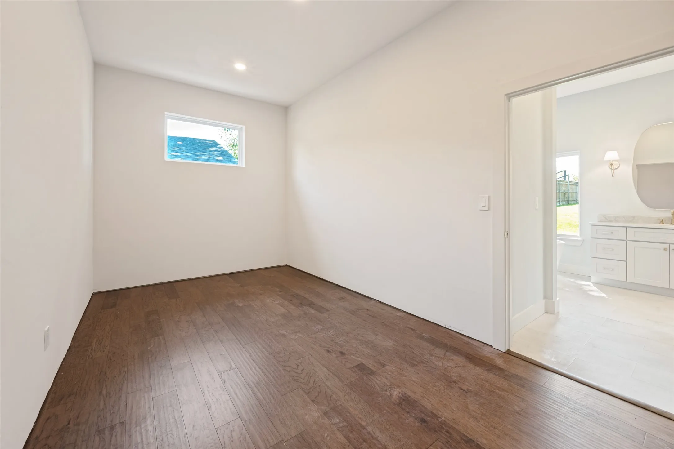 Single Family Residence For Sale in Tarrant County , 4000 Tamworth Road, Fort Worth, Texas 76116, 4 Bedroom, 5 Bathroom, 3 Garage spaces, 3,836 Sqft, built in 2026, mls#21356806, Real Estate Agent in Fort Worth, Homes For Sale in Tarrant county, Homes For Sale in Fort Worth, Realtor in Fort Worth Texas, Real Estate Brokerage Independent Realty Texas, Luminita Cordes Realtor