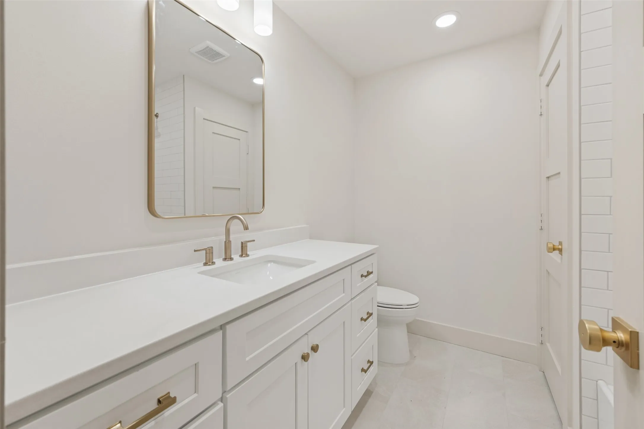 Single Family Residence For Sale in Tarrant County , 4000 Tamworth Road, Fort Worth, Texas 76116, 4 Bedroom, 5 Bathroom, 3 Garage spaces, 3,836 Sqft, built in 2026, mls#21356806, Real Estate Agent in Fort Worth, Homes For Sale in Tarrant county, Homes For Sale in Fort Worth, Realtor in Fort Worth Texas, Real Estate Brokerage Independent Realty Texas, Luminita Cordes Realtor