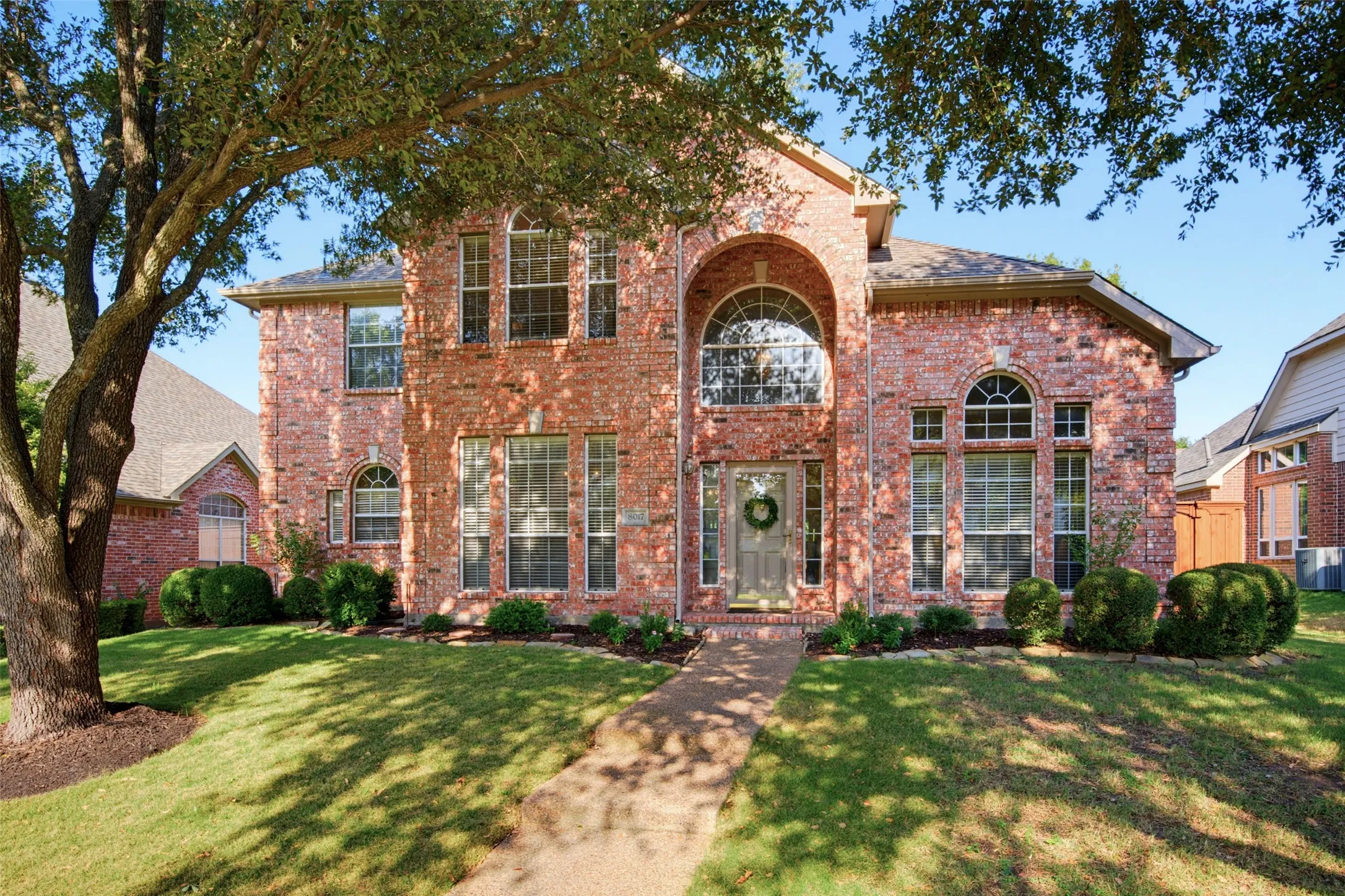 Single Family Residence For Sale in Collin County , 8017 Ashby Court, Plano, Texas 75025, 5 Bedroom, 4 Bathroom, 2 Garage spaces, 3,082 Sqft, built in 1998, mls#21357949, Real Estate Agent in Plano, Homes For Sale in Collin county, Homes For Sale in Plano, Realtor in Plano Texas, Real Estate Brokerage Independent Realty Texas, Luminita Cordes Realtor