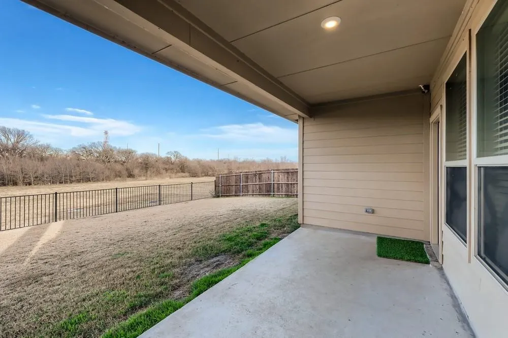 Single Family Residence For Rent in Denton County , 15952 Hayes Ridge Drive, Fort Worth, Texas 76177, 4 Bedroom, 2 Bathroom, 2 Garage spaces, 2,103 Sqft, built in 2019, mls#21360011, Real Estate Agent in Fort Worth, Homes For Rent in Denton county, Homes For Rent in Fort Worth, Realtor in Fort Worth Texas, Real Estate Brokerage Independent Realty Texas, Luminita Cordes Realtor