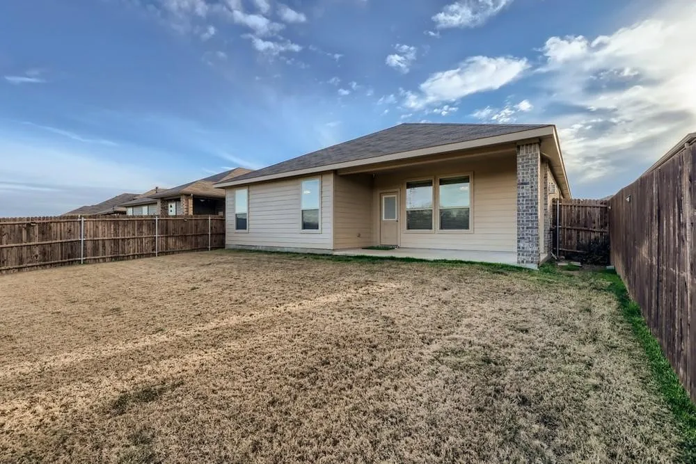 Single Family Residence For Rent in Denton County , 15952 Hayes Ridge Drive, Fort Worth, Texas 76177, 4 Bedroom, 2 Bathroom, 2 Garage spaces, 2,103 Sqft, built in 2019, mls#21360011, Real Estate Agent in Fort Worth, Homes For Rent in Denton county, Homes For Rent in Fort Worth, Realtor in Fort Worth Texas, Real Estate Brokerage Independent Realty Texas, Luminita Cordes Realtor
