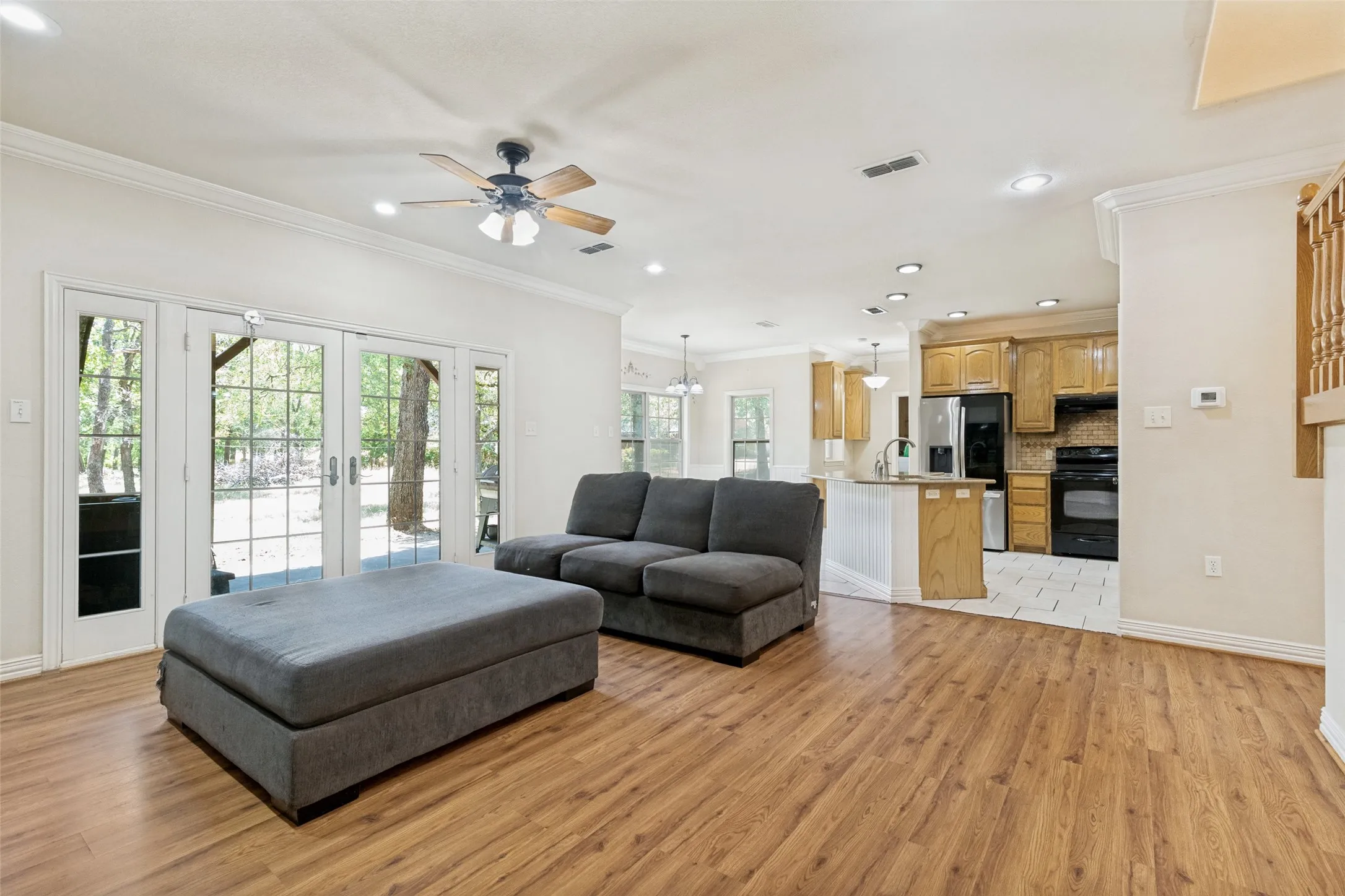 Single Family Residence For Sale in Parker County , 2865 J E Woody Road, Springtown, Texas 76082, 5 Bedroom, 4 Bathroom, 2 Garage spaces, 3,652 Sqft, built in 2006, mls#21358731, Real Estate Agent in Springtown, Homes For Sale in Parker county, Homes For Sale in Springtown, Realtor in Springtown Texas, Real Estate Brokerage Independent Realty Texas, Luminita Cordes Realtor