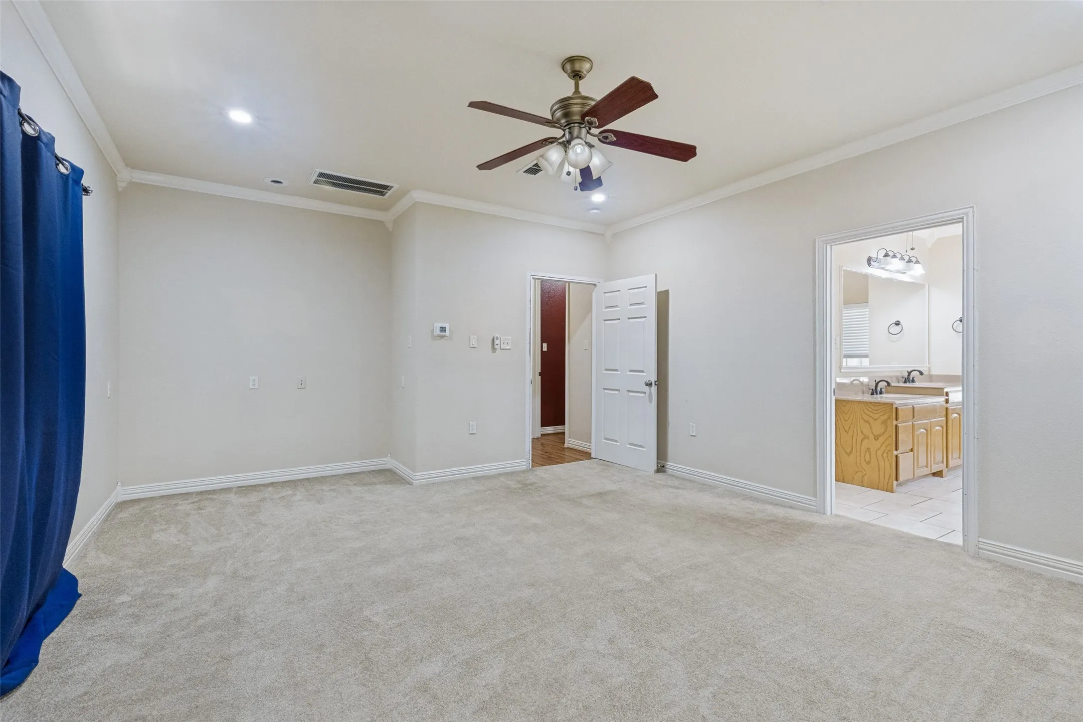 Single Family Residence For Sale in Parker County , 2865 J E Woody Road, Springtown, Texas 76082, 5 Bedroom, 4 Bathroom, 2 Garage spaces, 3,652 Sqft, built in 2006, mls#21358731, Real Estate Agent in Springtown, Homes For Sale in Parker county, Homes For Sale in Springtown, Realtor in Springtown Texas, Real Estate Brokerage Independent Realty Texas, Luminita Cordes Realtor