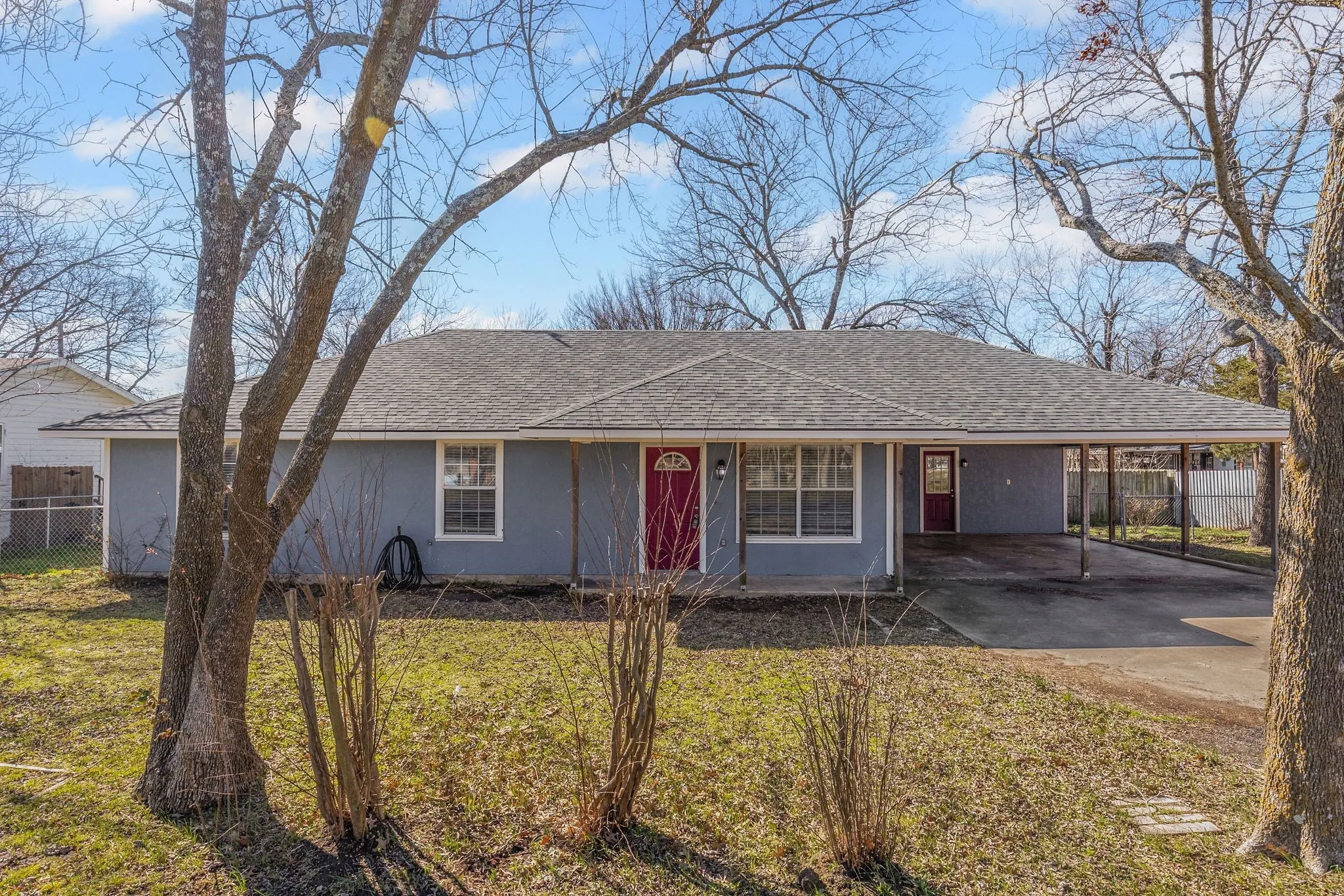 Single Family Residence For Rent in Fannin County , 207 E Travis Street, Leonard, Texas 75452, 3 Bedroom, 2 Bathroom, Garage spaces, 1,560 Sqft, built in 1998, mls#21359973, Real Estate Agent in Leonard, Homes For Rent in Fannin county, Homes For Rent in Leonard, Realtor in Leonard Texas, Real Estate Brokerage Independent Realty Texas, Luminita Cordes Realtor