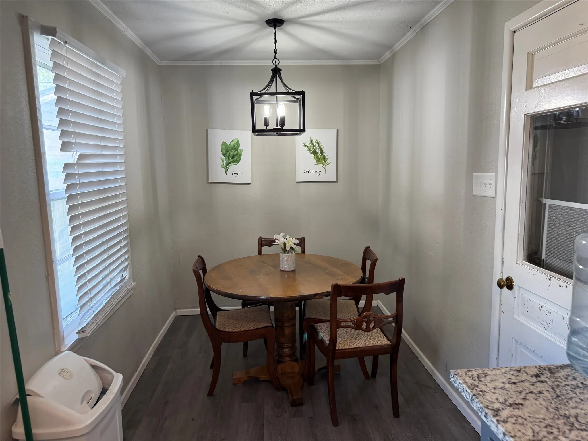 Single Family Residence For Rent in Taylor County , 750 Briarwood Street, Abilene, Texas 79603, 3 Bedroom, 2 Bathroom, 2 Garage spaces, 1,459 Sqft, built in 1953, mls#21359936, Real Estate Agent in Abilene, Homes For Rent in Taylor county, Homes For Rent in Abilene, Realtor in Abilene Texas, Real Estate Brokerage Independent Realty Texas, Luminita Cordes Realtor